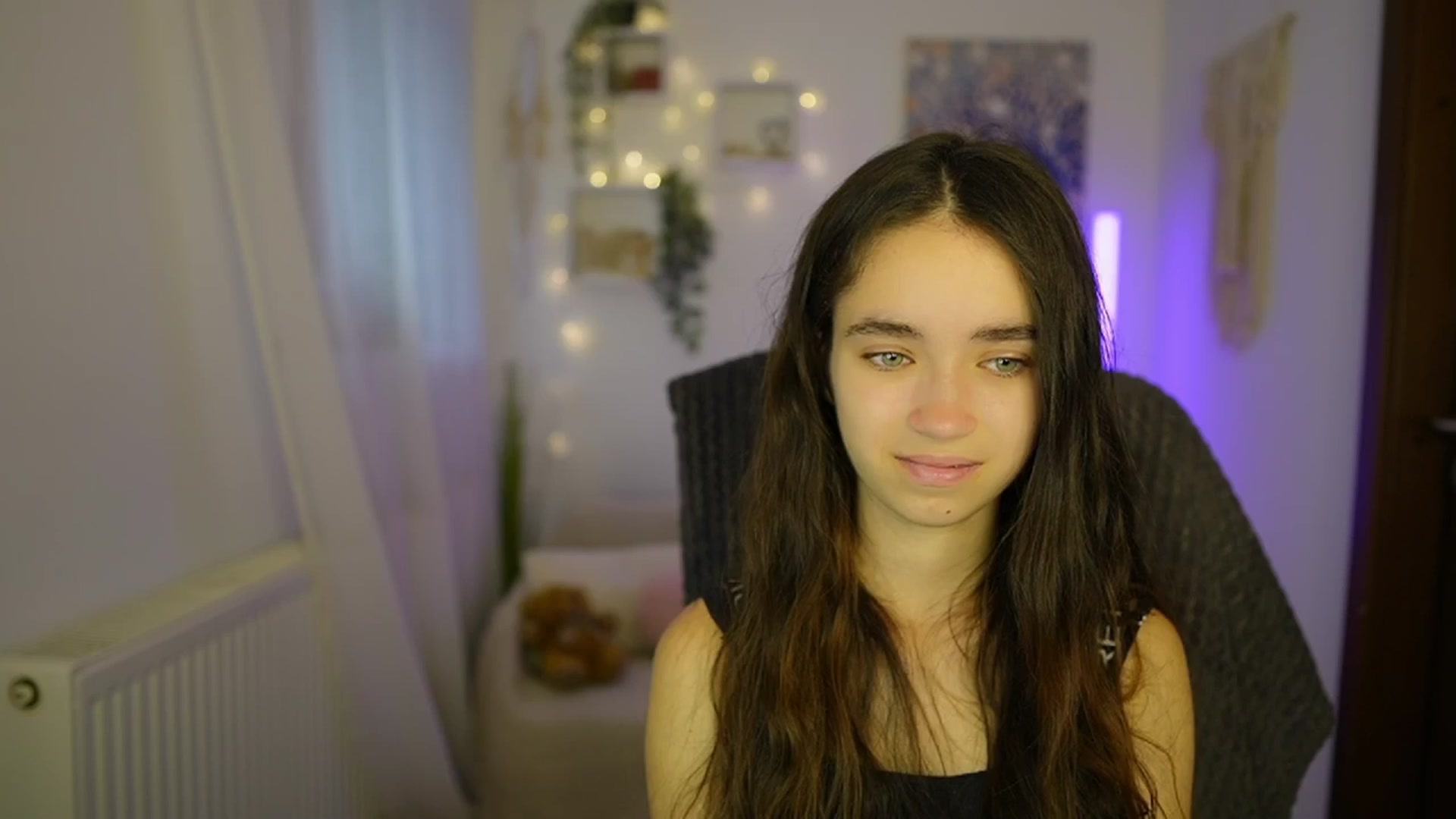 Gallery image thumbnail from Gia_Paige18's myfreecams stream on, 07/02/2024, 10:02 image 17 of 20