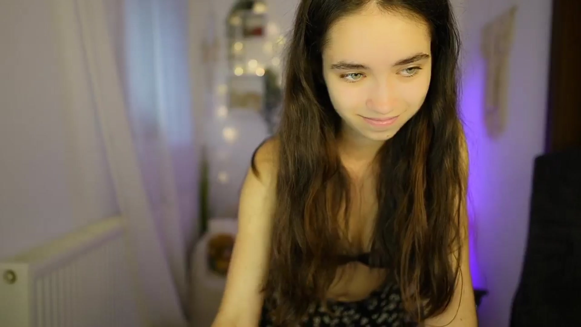 Gallery image thumbnail from Gia_Paige18's myfreecams stream on, 07/02/2024, 10:02 image 19 of 20