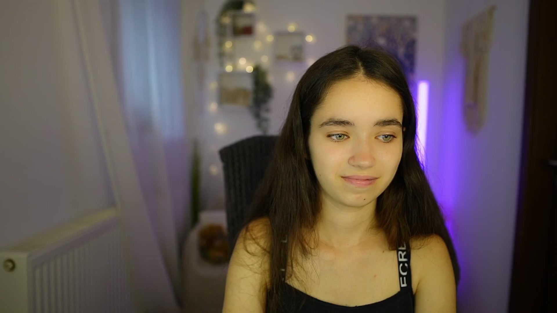 Gallery image thumbnail from Gia_Paige18's myfreecams stream on, 07/02/2024, 12:09 image 17 of 20