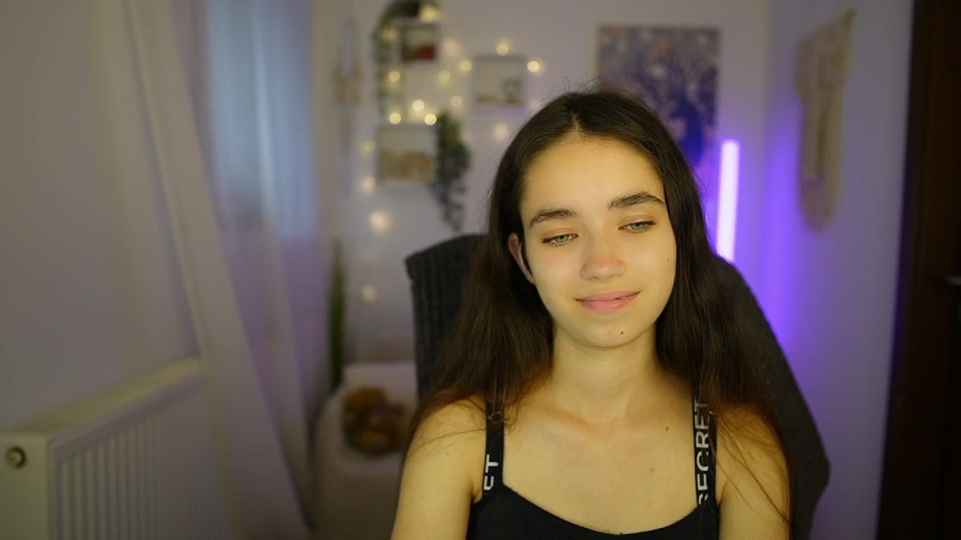 Gallery image thumbnail from Gia_Paige18's myfreecams stream on, 07/02/2024, 12:27 image 6 of 20