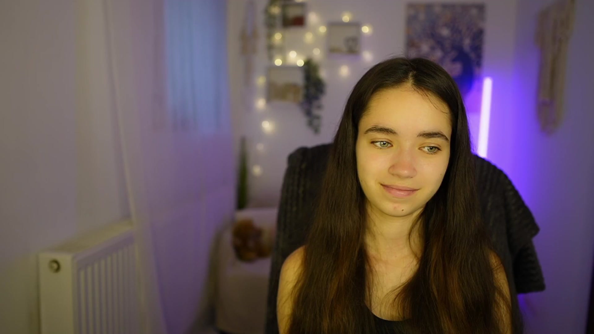 Gallery image thumbnail from Gia_Paige18's myfreecams stream on, 07/04/2024, 08:36 image 13 of 20