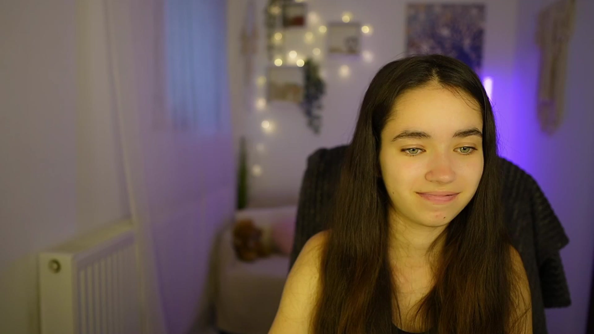Gallery image thumbnail from Gia_Paige18's myfreecams stream on, 07/04/2024, 09:03 image 8 of 20