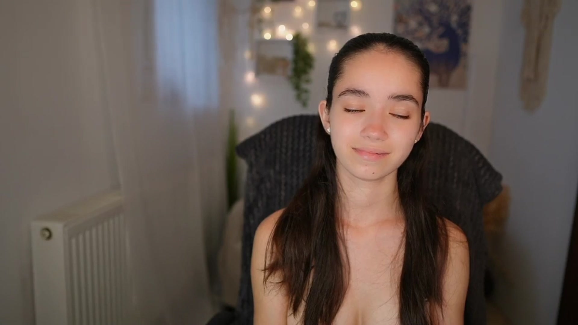 Gallery image thumbnail from Gia_Paige18's myfreecams stream on, 07/06/2024, 08:11 image 20 of 20