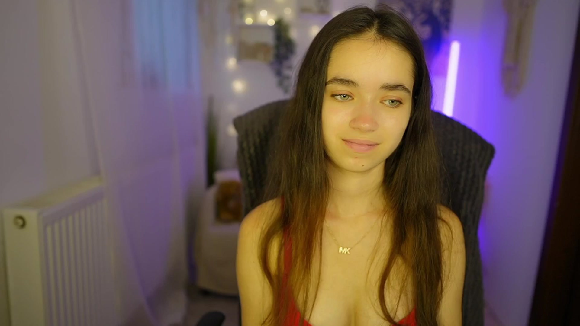 Gallery image thumbnail from Gia_Paige18's myfreecams stream on, 07/10/2024, 08:50 image 6 of 20