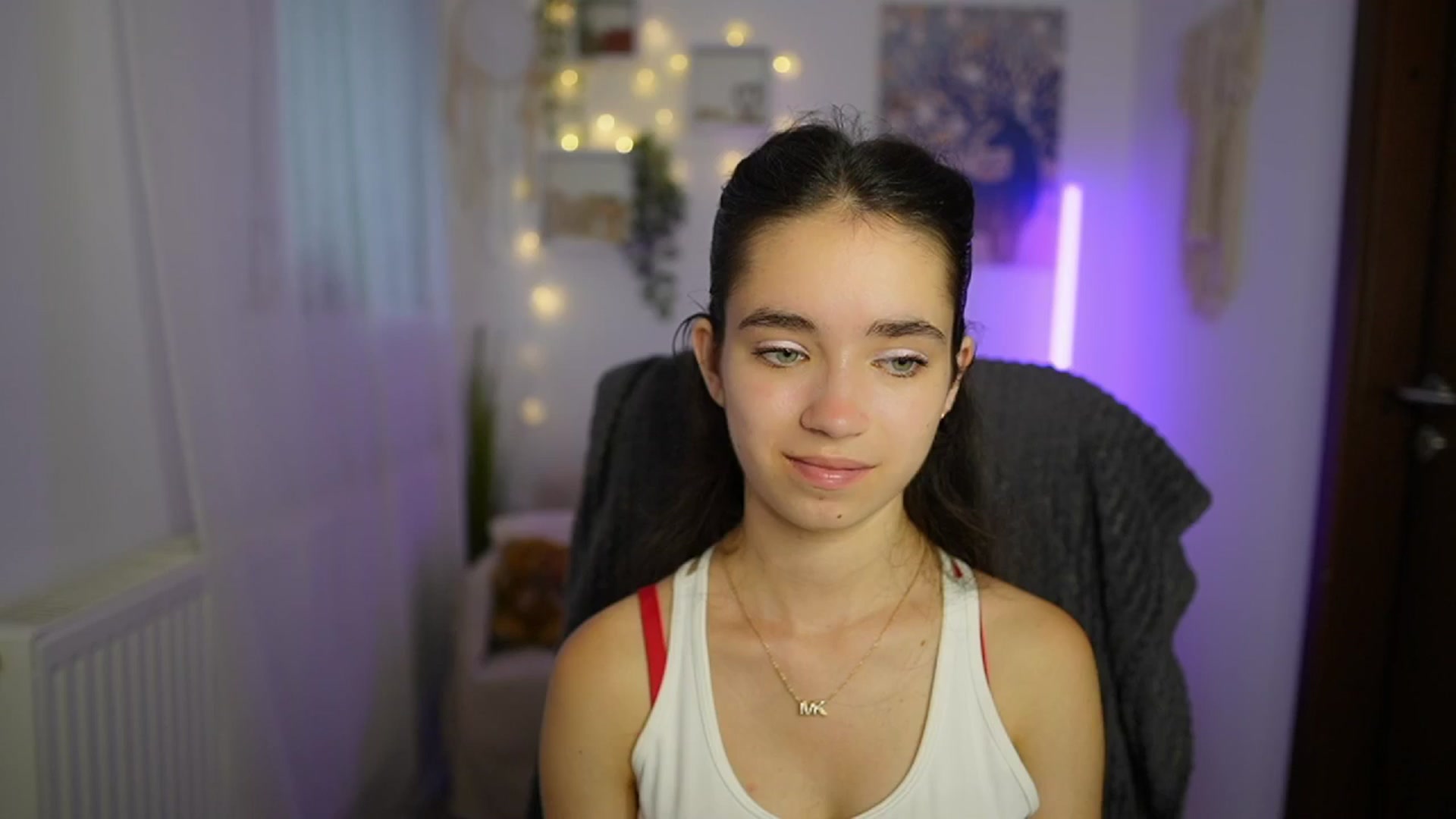 Gallery image thumbnail from Gia_Paige18's myfreecams stream on, 07/11/2024, 09:03 image 16 of 20