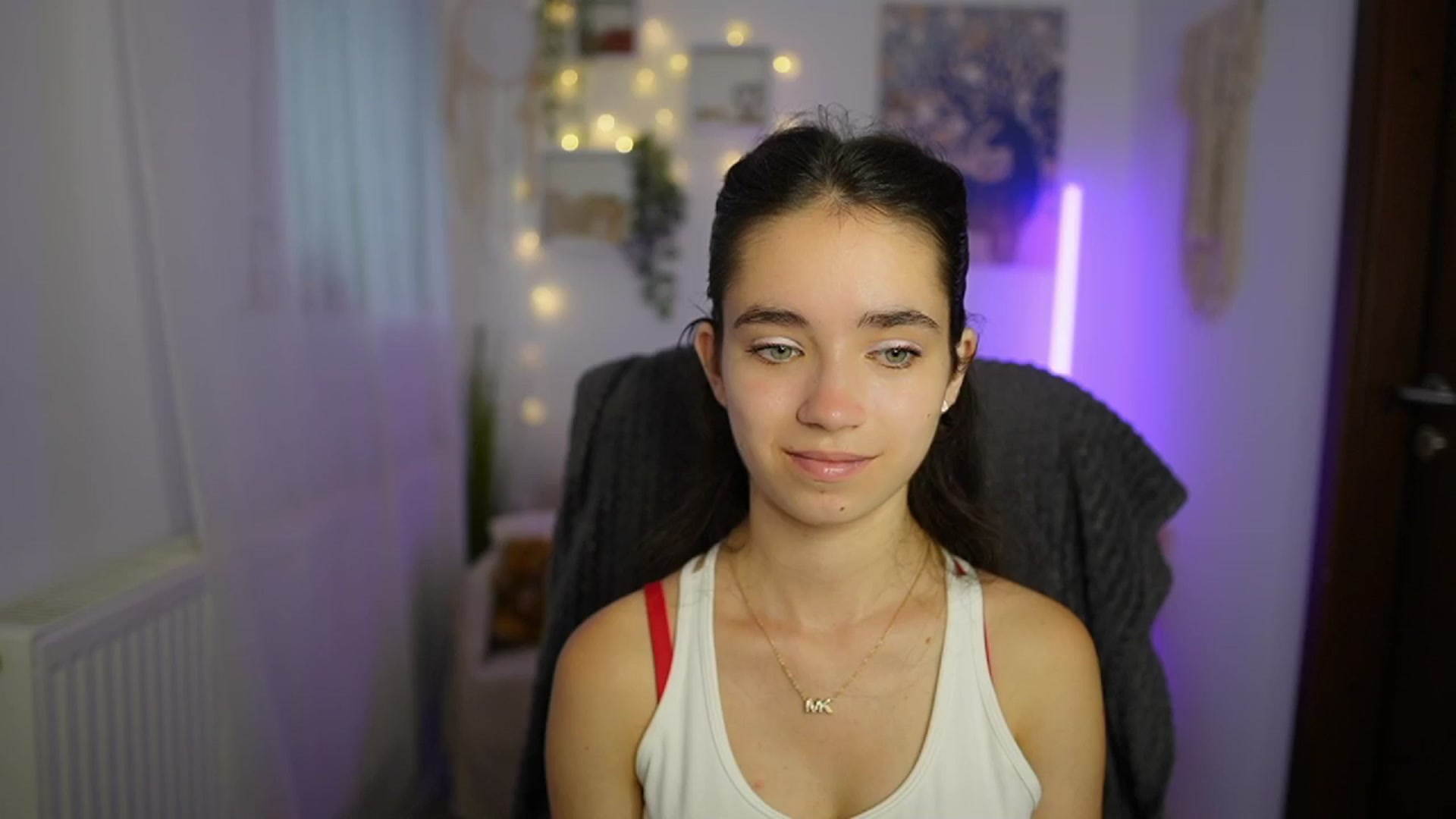 Gallery image thumbnail from Gia_Paige18's myfreecams stream on, 07/11/2024, 09:03 image 10 of 20