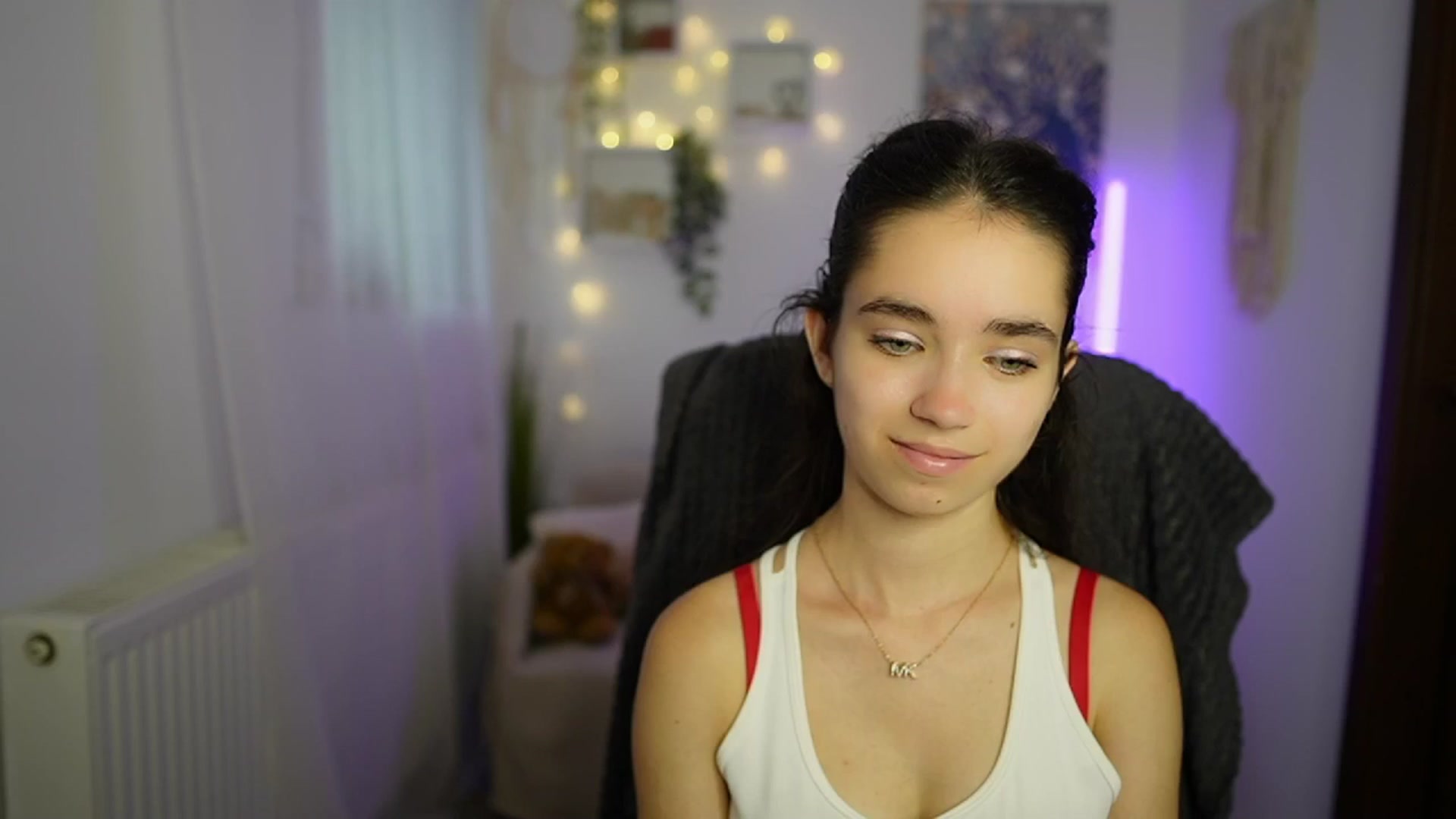 Gallery image thumbnail from Gia_Paige18's myfreecams stream on, 07/11/2024, 10:07 image 1 of 20