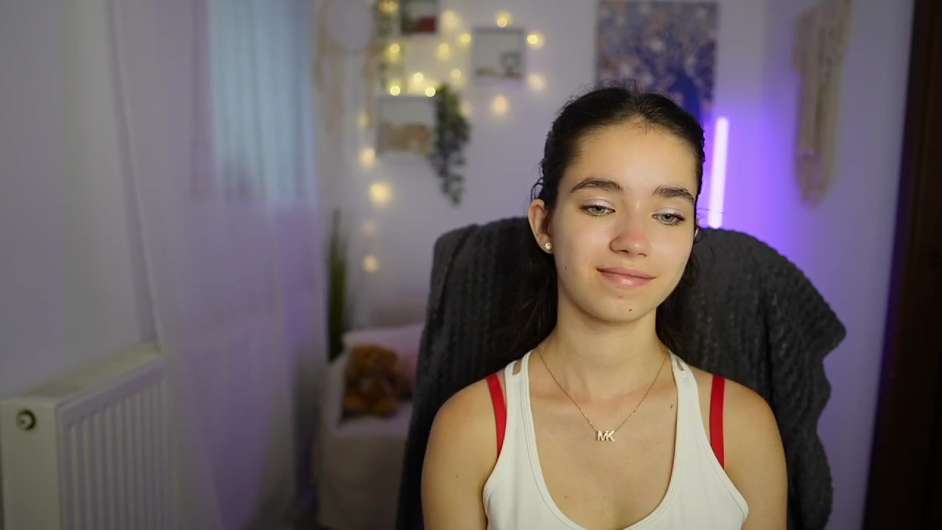 Gallery image thumbnail from Gia_Paige18's myfreecams stream on, 07/11/2024, 10:07 image 10 of 20