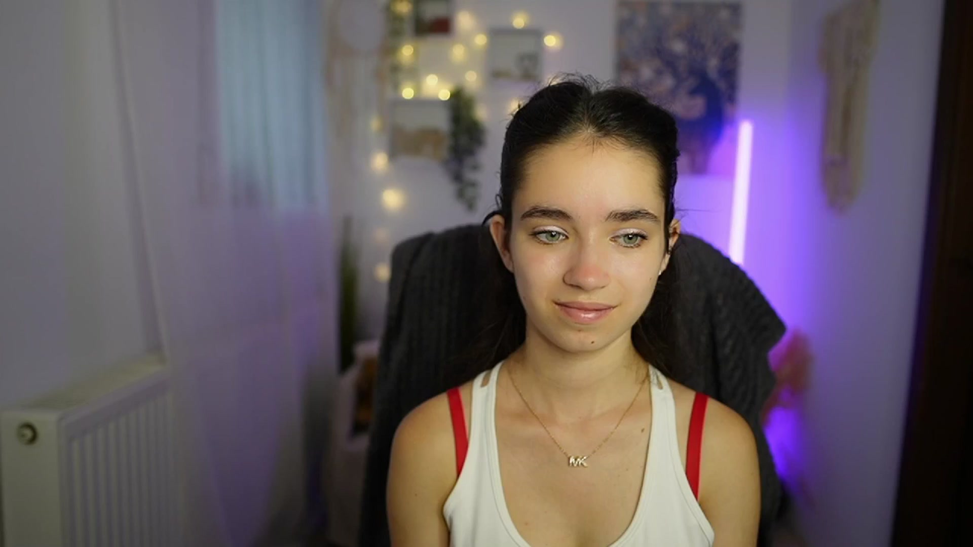 Gallery image thumbnail from Gia_Paige18's myfreecams stream on, 07/11/2024, 10:07 image 19 of 20