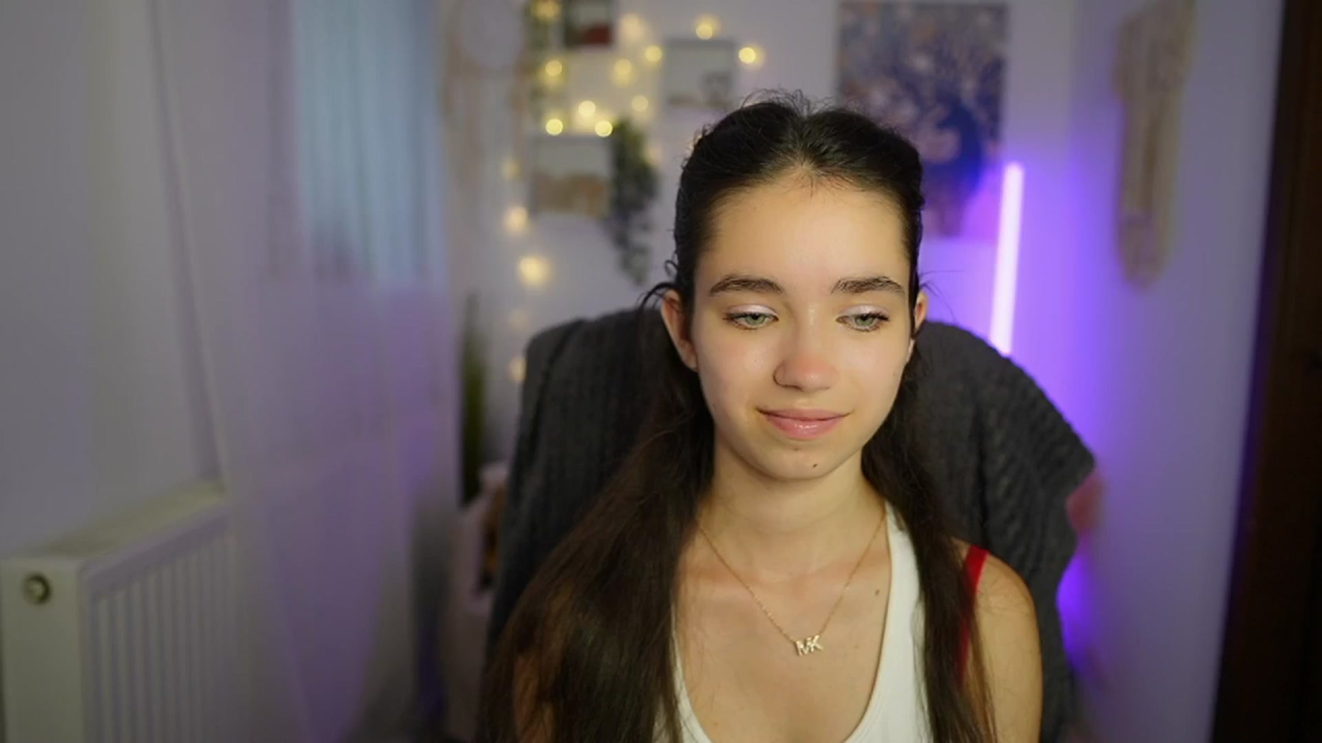 Gallery image thumbnail from Gia_Paige18's myfreecams stream on, 07/11/2024, 11:31 image 1 of 20