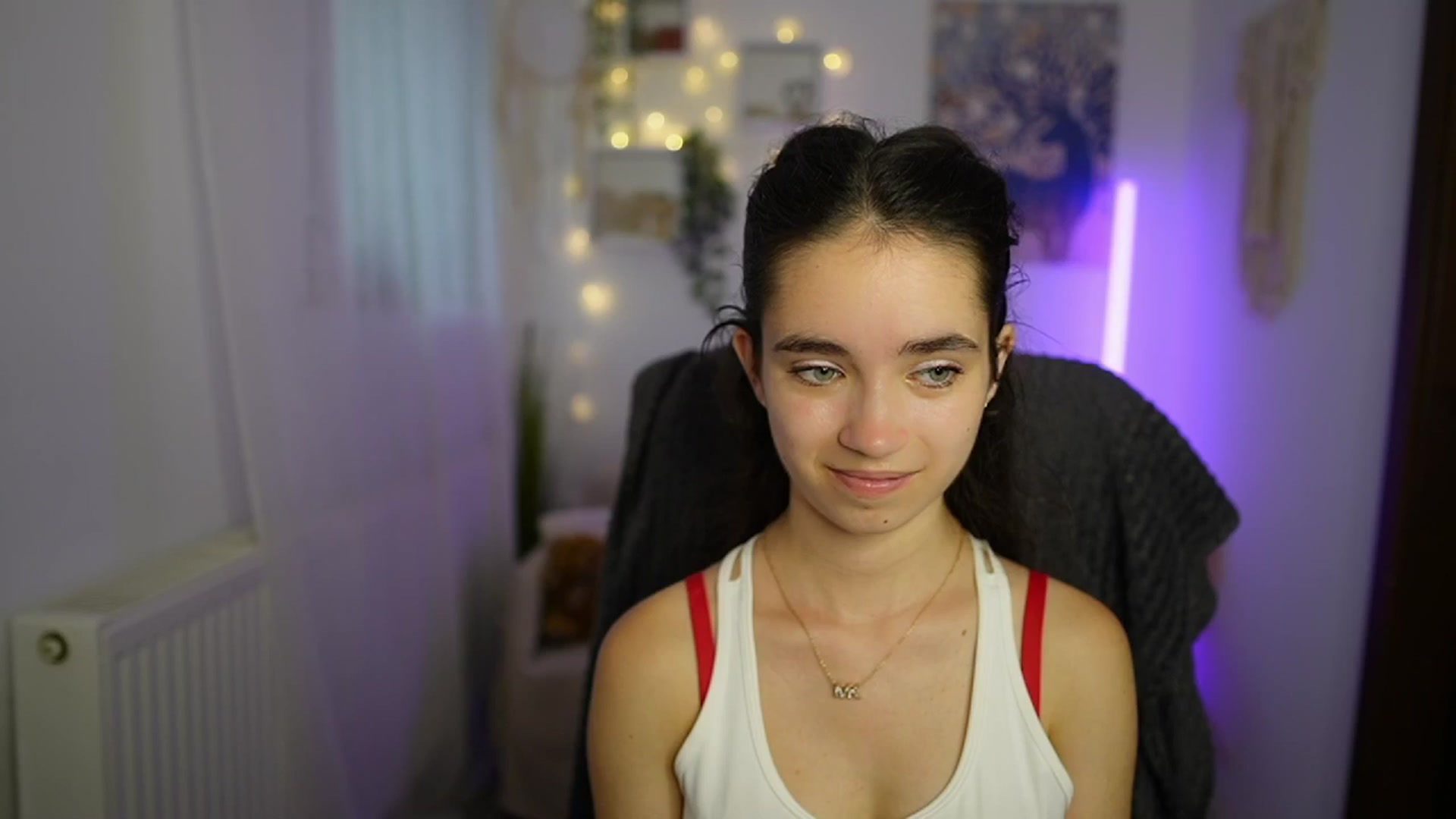 Gallery image thumbnail from Gia_Paige18's myfreecams stream on, 07/11/2024, 12:12 image 1 of 20