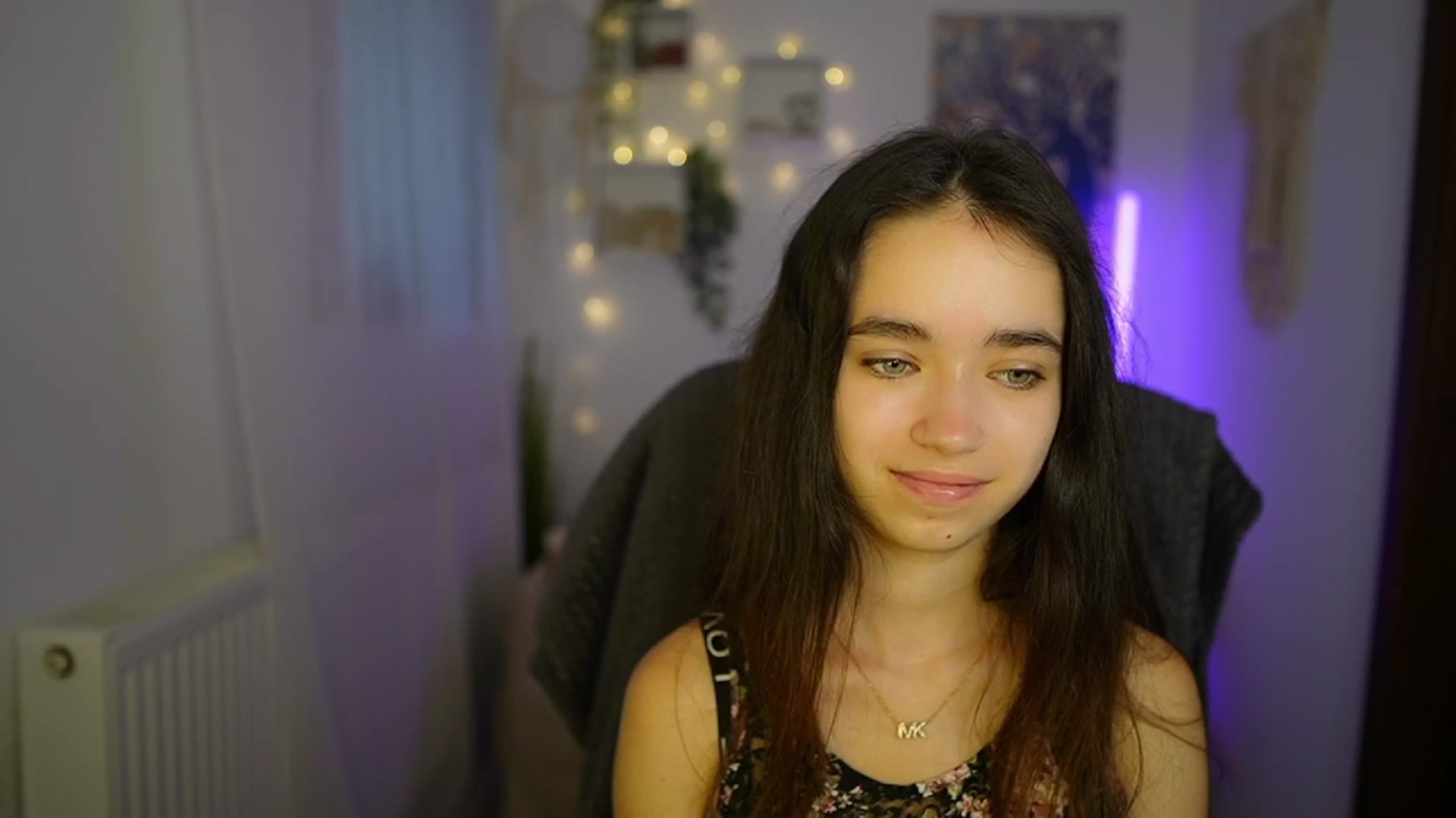 Gallery image thumbnail from Gia_Paige18's myfreecams stream on, 07/13/2024, 10:18 image 15 of 20