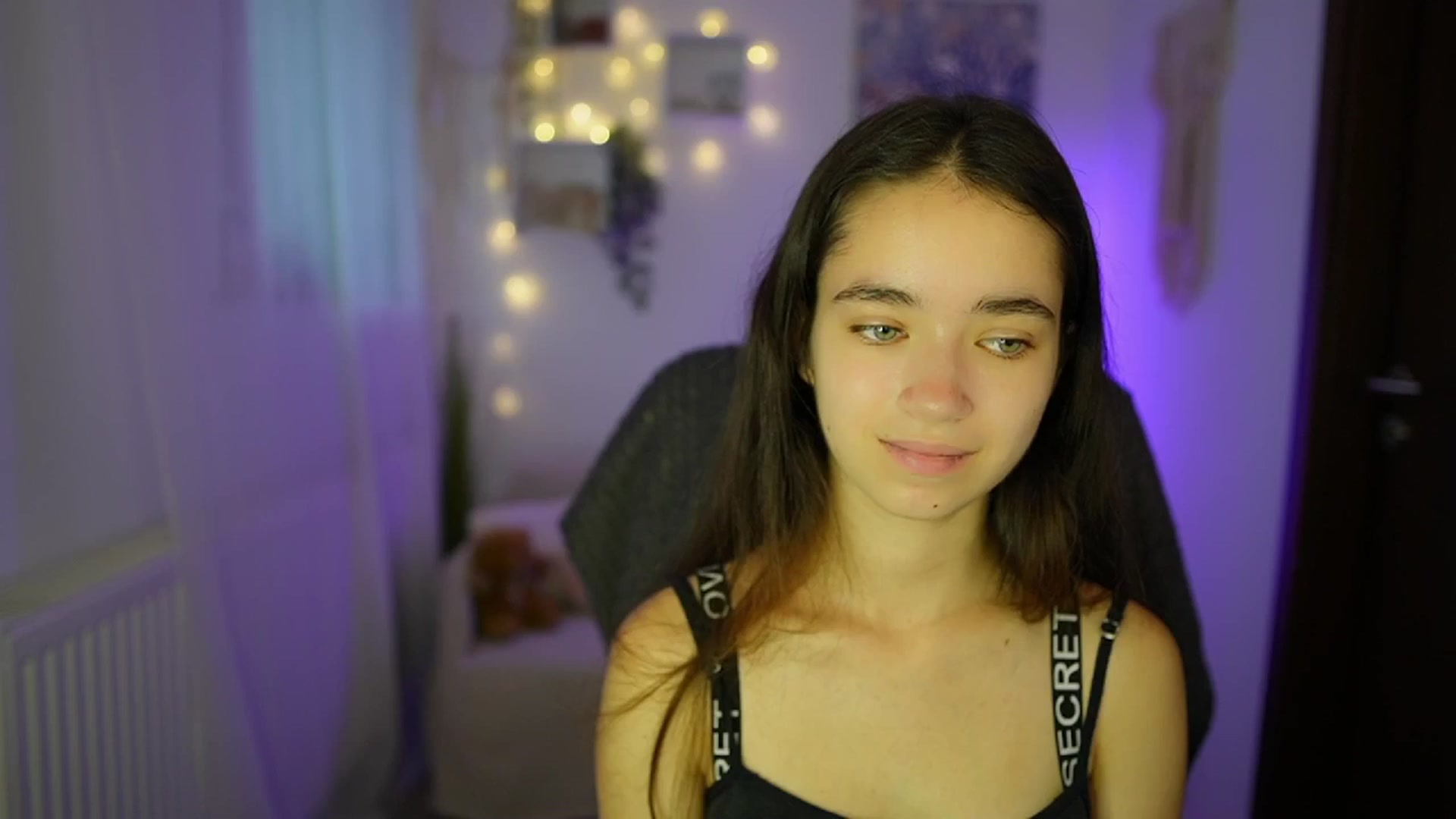 Gallery image thumbnail from Gia_Paige18's myfreecams stream on, 07/15/2024, 10:19 image 4 of 20