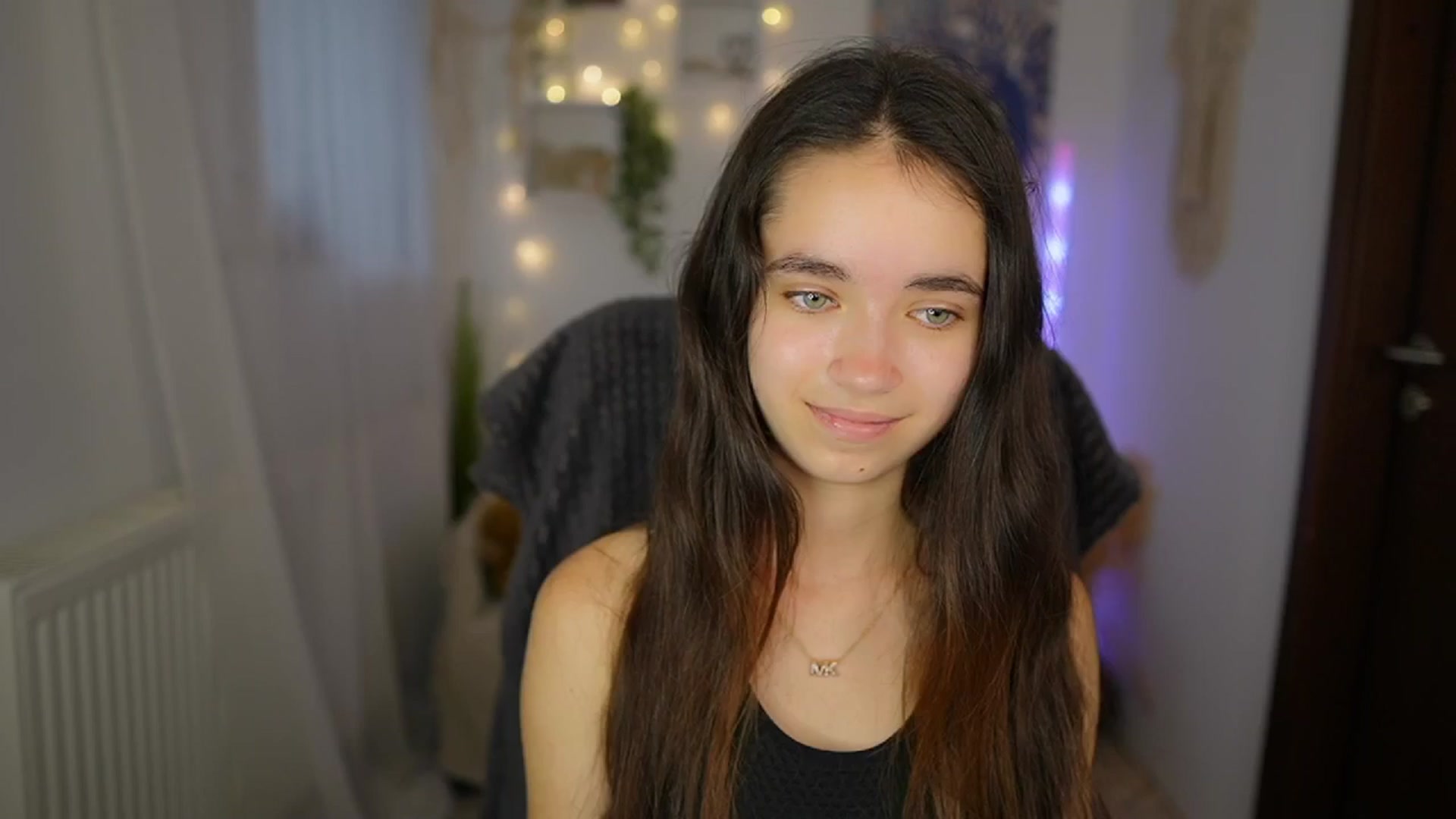 Gallery image thumbnail from Gia_Paige18's myfreecams stream on, 07/16/2024, 10:04 image 4 of 20