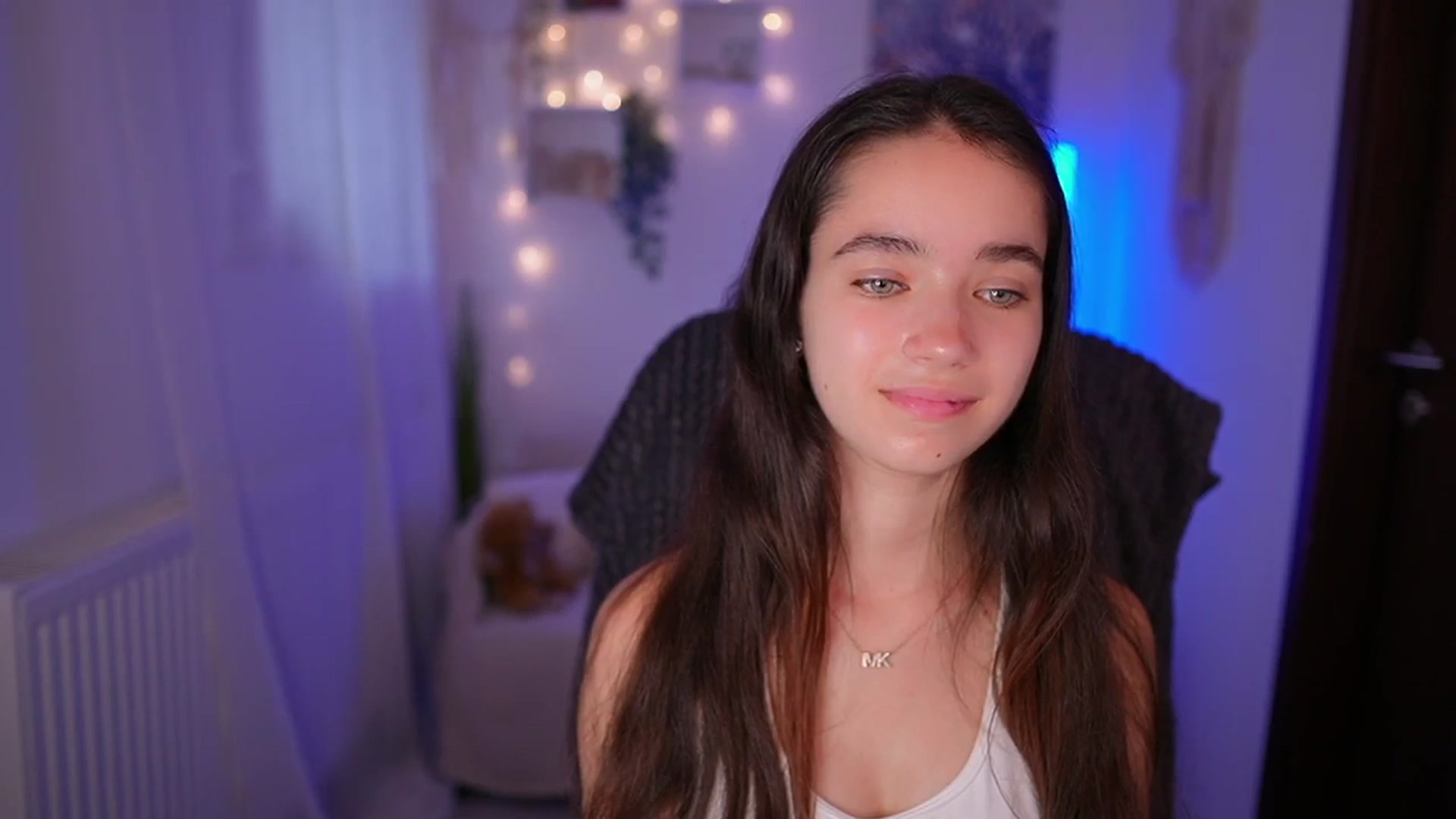 Gallery image thumbnail from Gia_Paige18's myfreecams stream on, 07/17/2024, 12:05 image 11 of 20