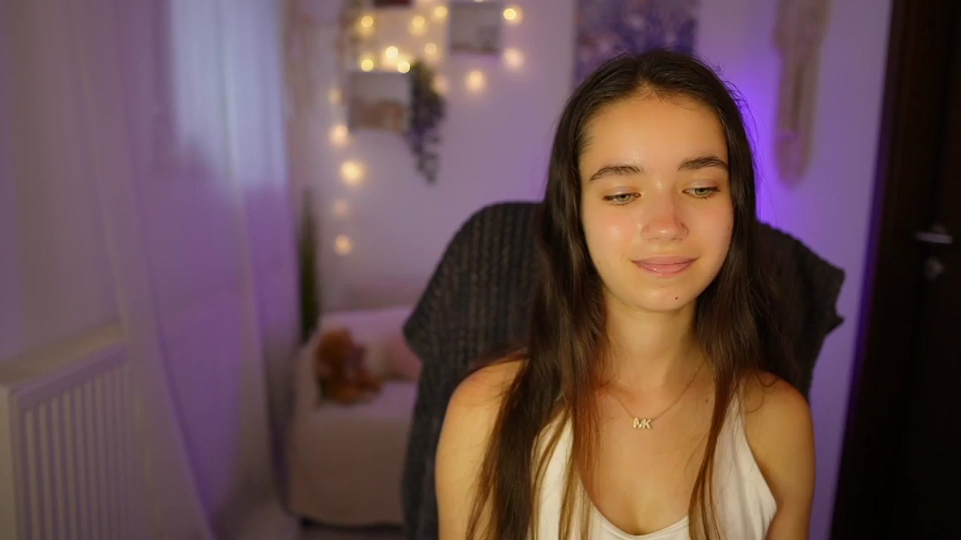 Gallery image thumbnail from Gia_Paige18's myfreecams stream on, 07/17/2024, 12:48 image 13 of 20