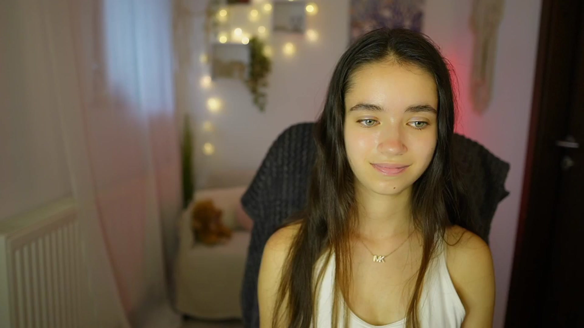 Gallery image thumbnail from Gia_Paige18's myfreecams stream on, 07/17/2024, 12:48 image 11 of 20