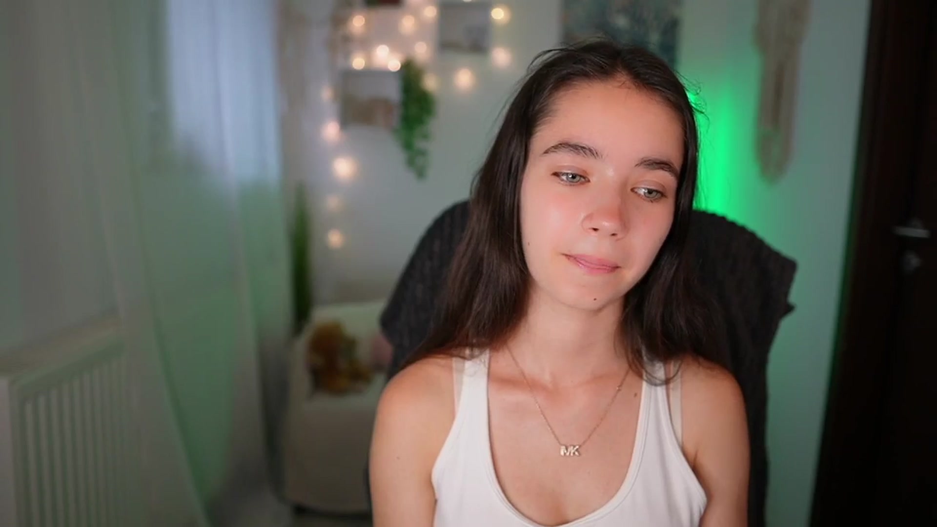 Gallery image thumbnail from Gia_Paige18's myfreecams stream on, 07/17/2024, 13:58 image 11 of 20