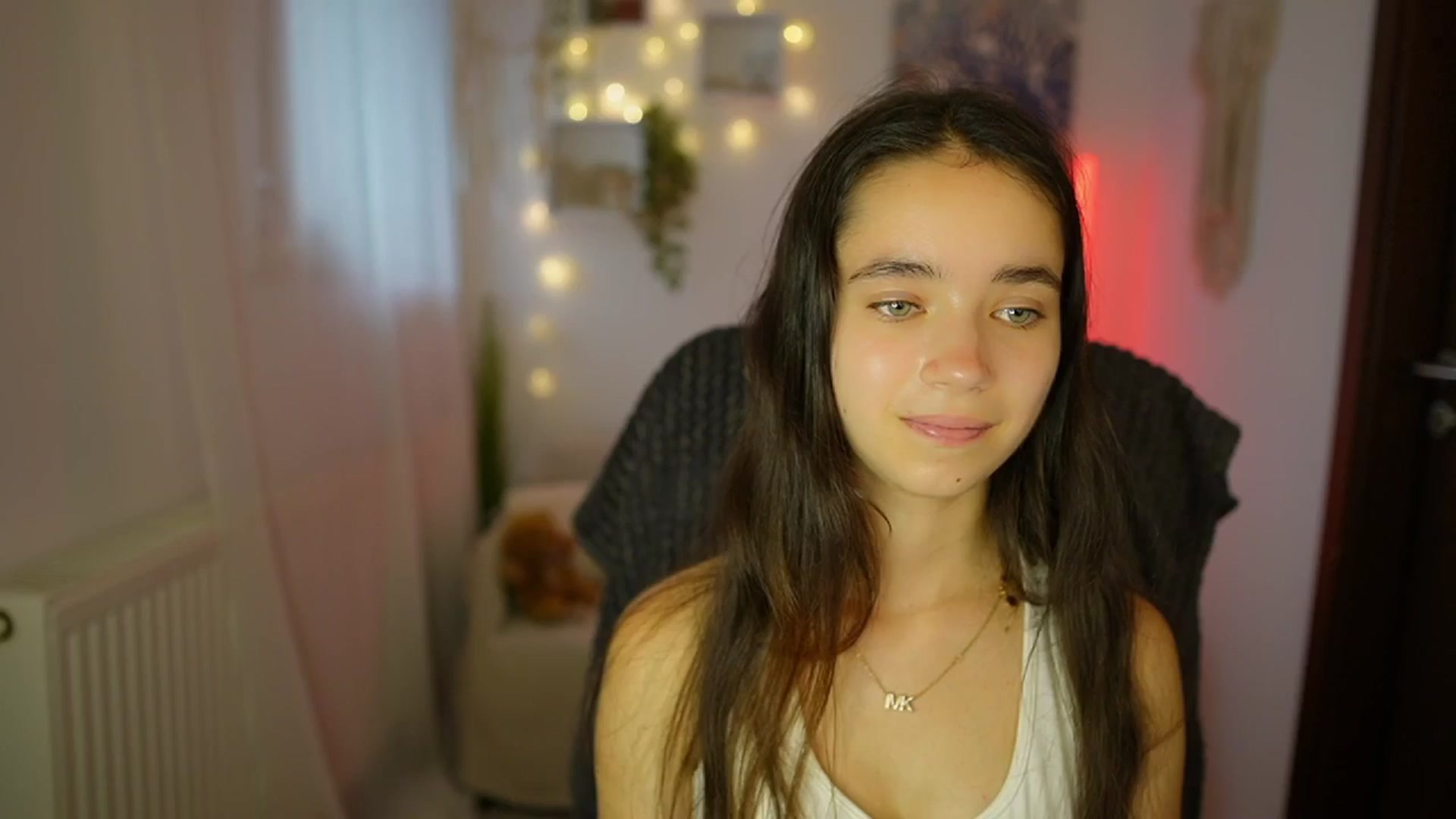Gallery image thumbnail from Gia_Paige18's myfreecams stream on, 07/17/2024, 16:02 image 6 of 20