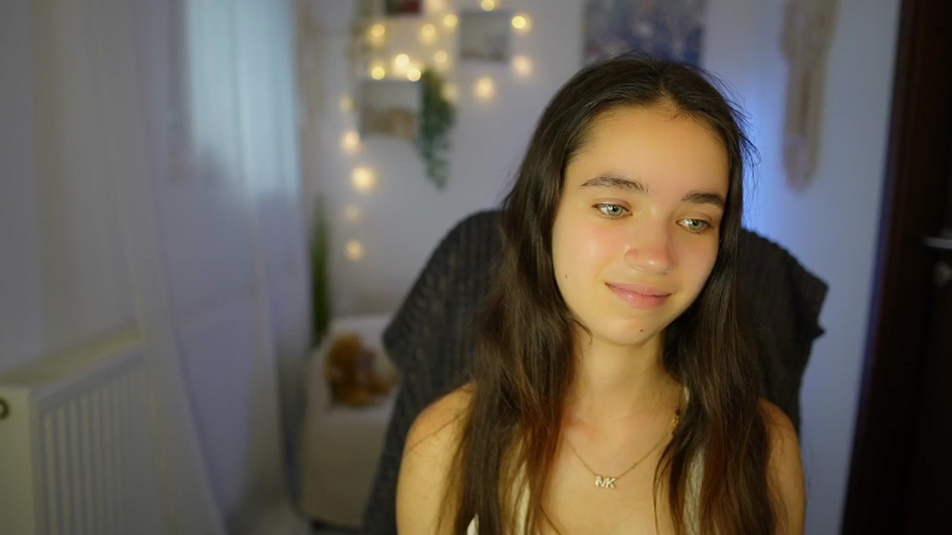 Gallery image thumbnail from Gia_Paige18's myfreecams stream on, 07/17/2024, 16:33 image 14 of 20