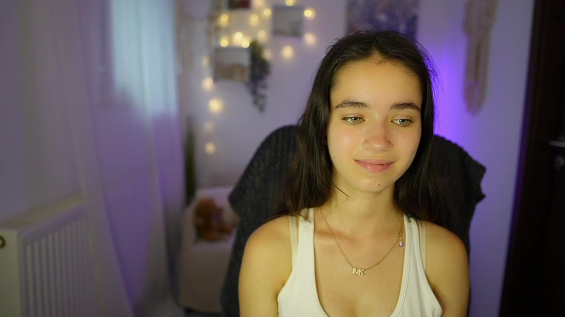Gallery image thumbnail from Gia_Paige18's myfreecams stream on, 07/17/2024, 16:33 image 2 of 20
