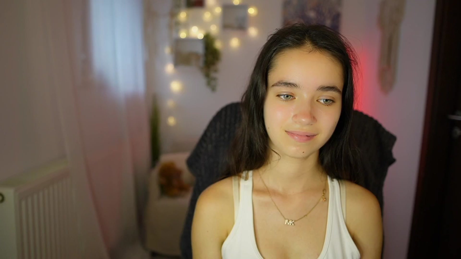 Gallery image thumbnail from Gia_Paige18's myfreecams stream on, 07/17/2024, 16:33 image 1 of 20