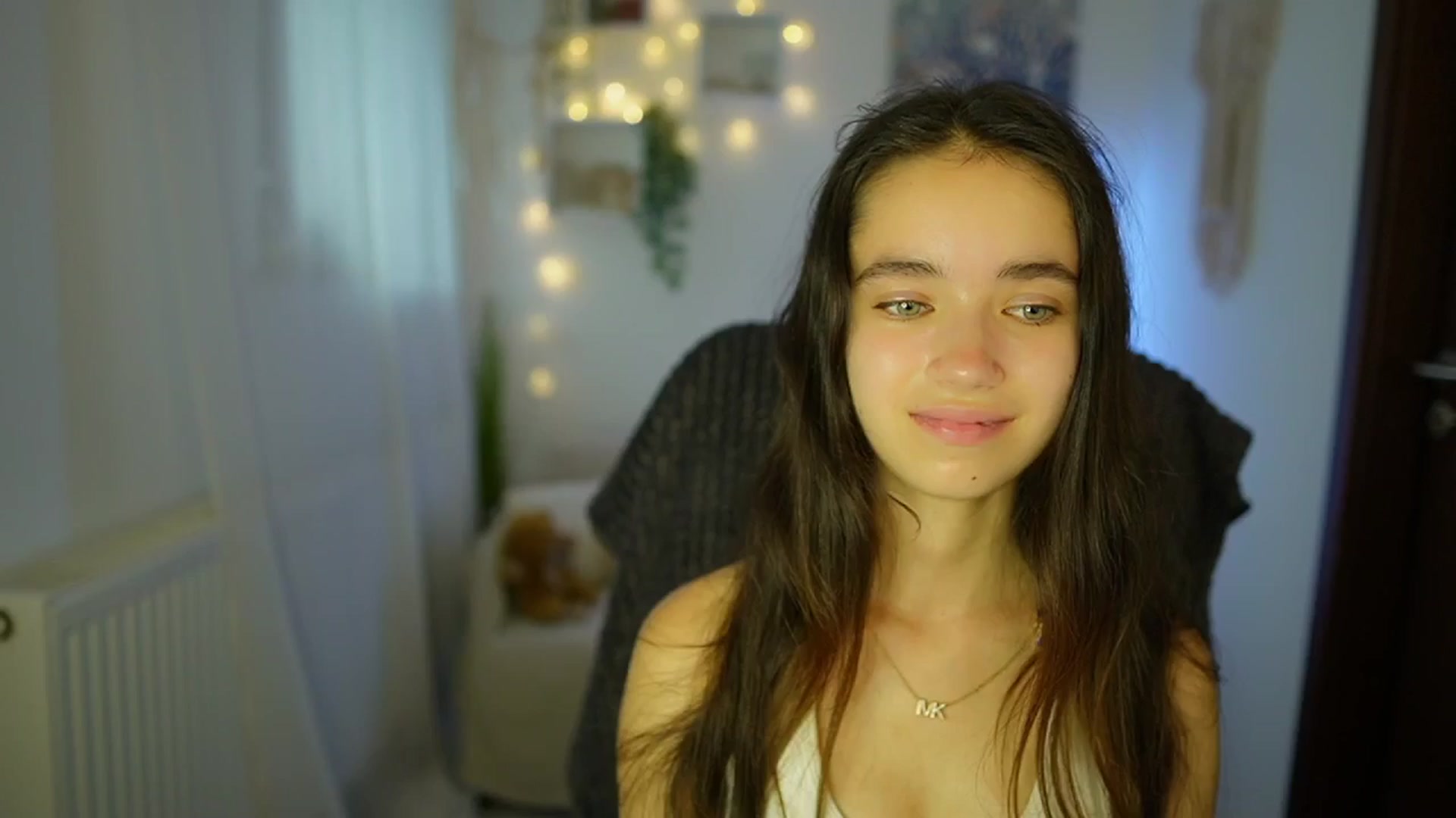 Gallery image thumbnail from Gia_Paige18's myfreecams stream on, 07/17/2024, 16:33 image 10 of 20