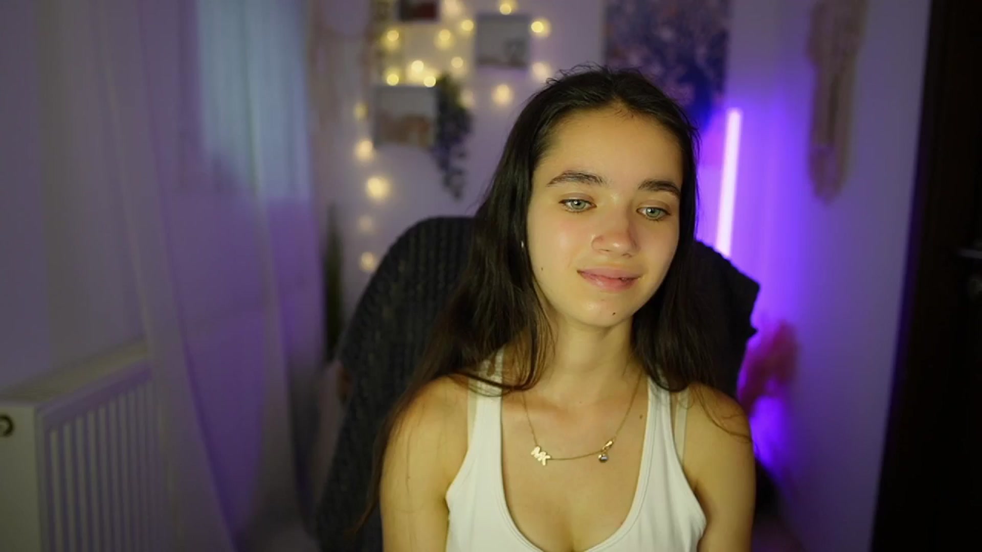Gallery image thumbnail from Gia_Paige18's myfreecams stream on, 07/17/2024, 17:51 image 7 of 20