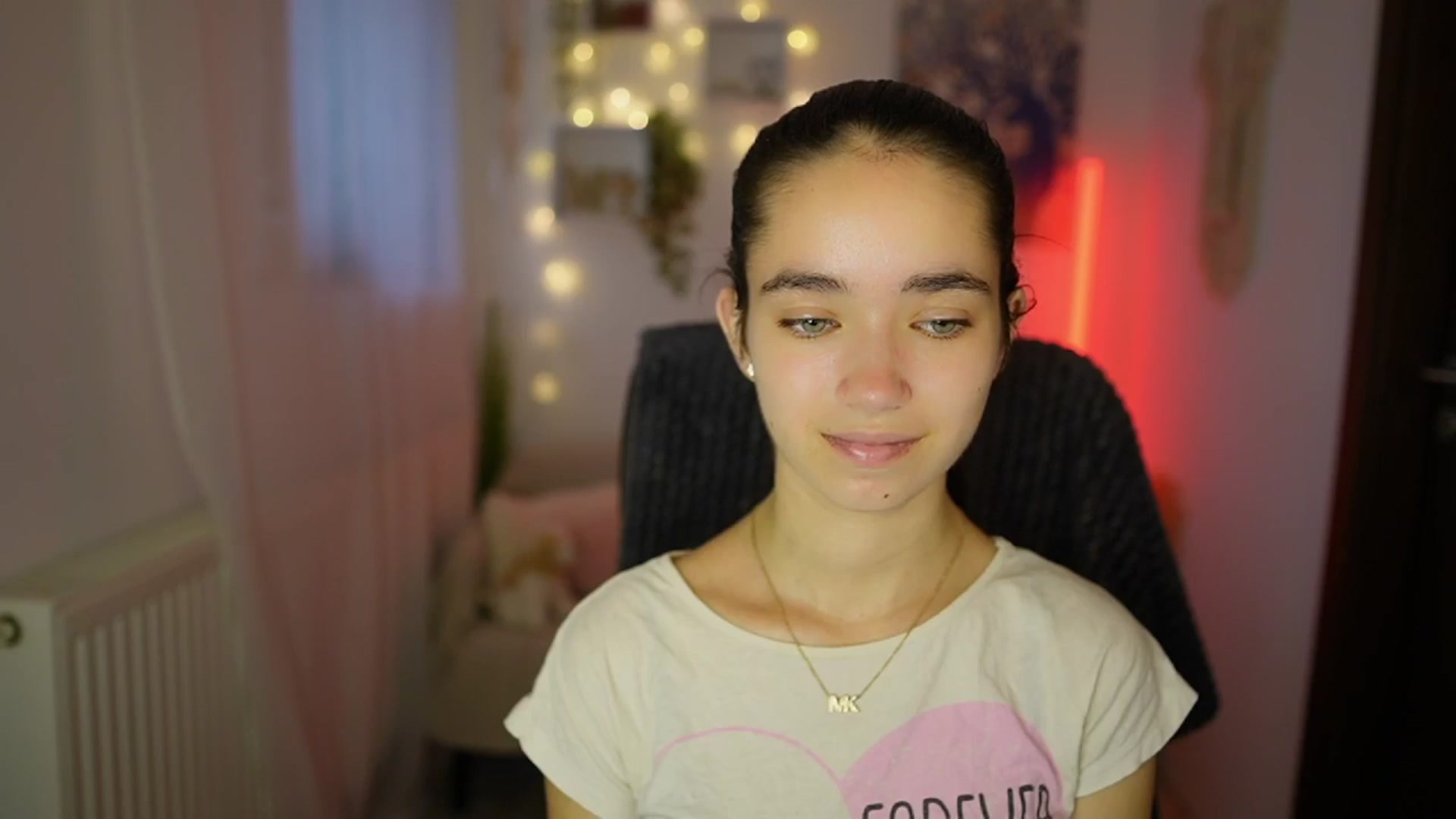 Gallery image thumbnail from Gia_Paige18's myfreecams stream on, 07/18/2024, 09:42 image 5 of 20