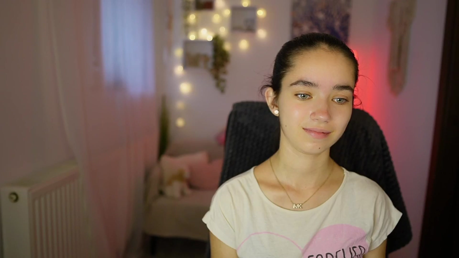 Gallery image thumbnail from Gia_Paige18's myfreecams stream on, 07/18/2024, 11:49 image 7 of 20