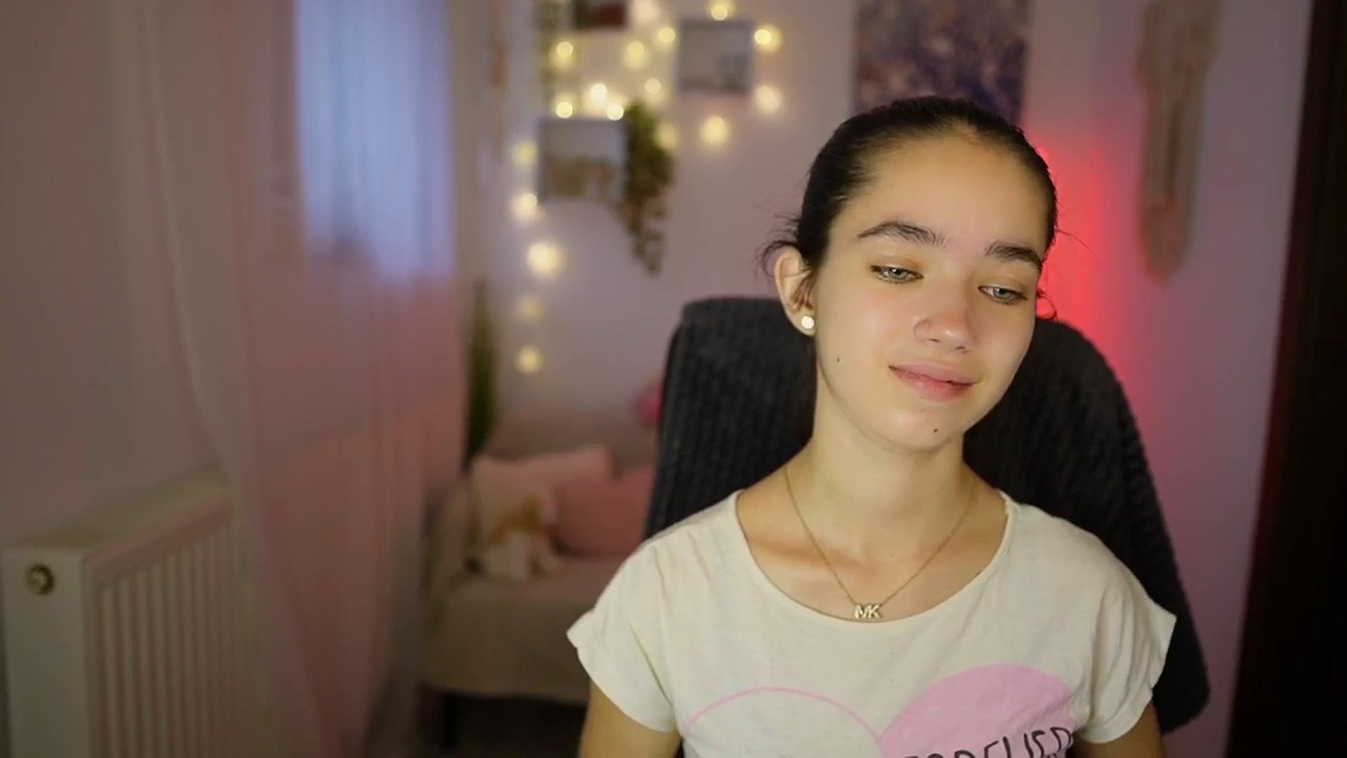Gallery image thumbnail from Gia_Paige18's myfreecams stream on, 07/18/2024, 11:49 image 8 of 20