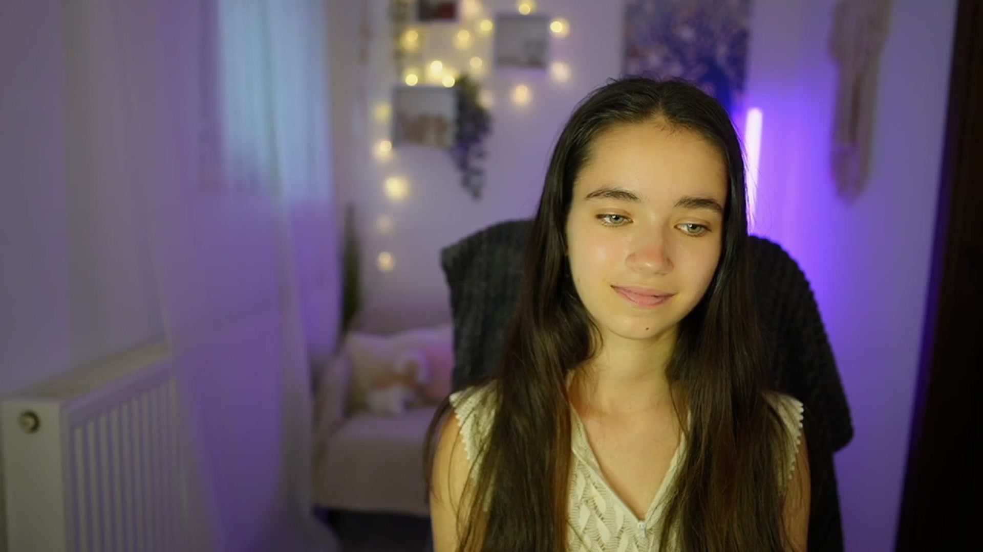 Gallery image thumbnail from Gia_Paige18's myfreecams stream on, 07/19/2024, 12:19 image 6 of 20