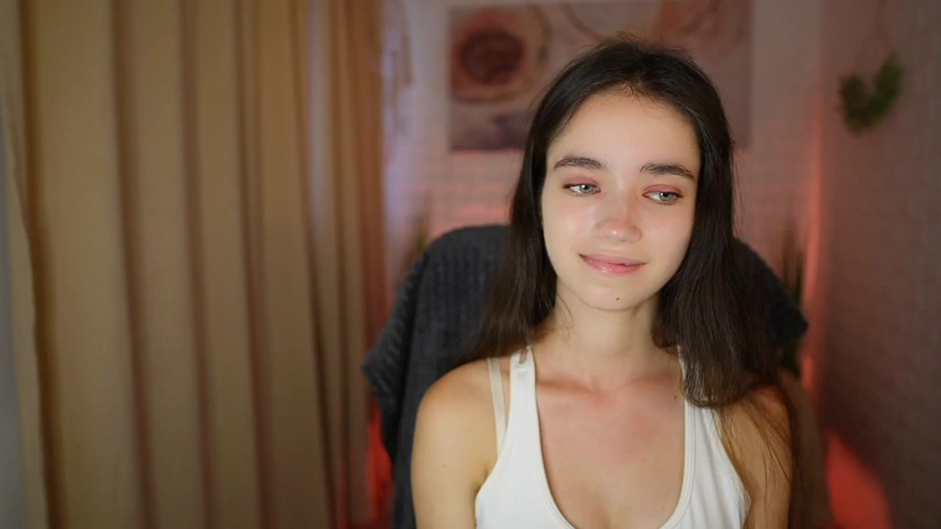 Gallery image thumbnail from Gia_Paige18's myfreecams stream on, 07/22/2024, 11:47 image 13 of 20
