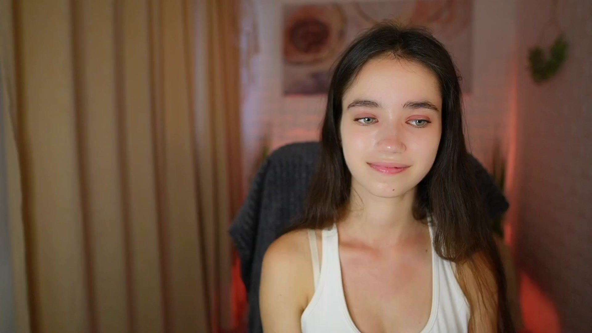 Gallery image thumbnail from Gia_Paige18's myfreecams stream on, 07/22/2024, 11:47 image 14 of 20