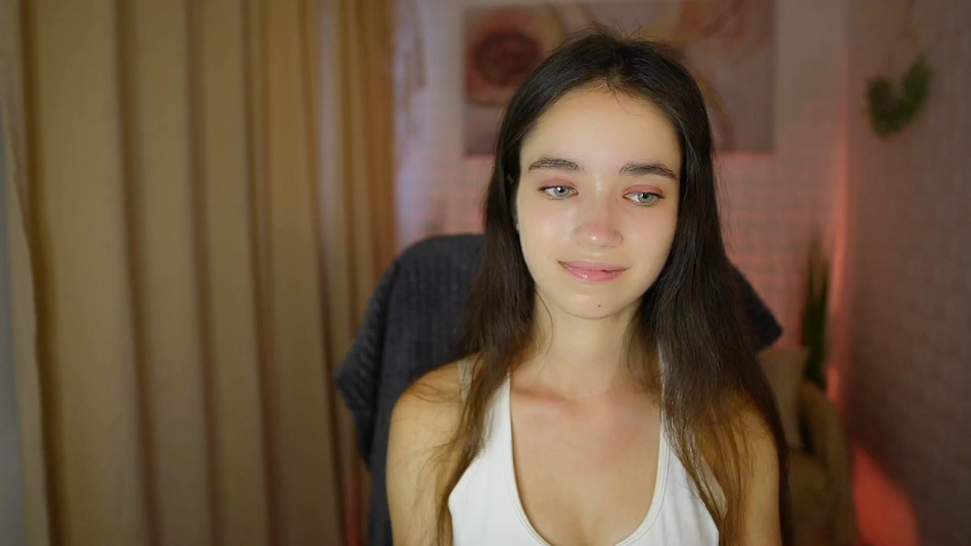 Gallery image thumbnail from Gia_Paige18's myfreecams stream on, 07/22/2024, 11:47 image 19 of 20