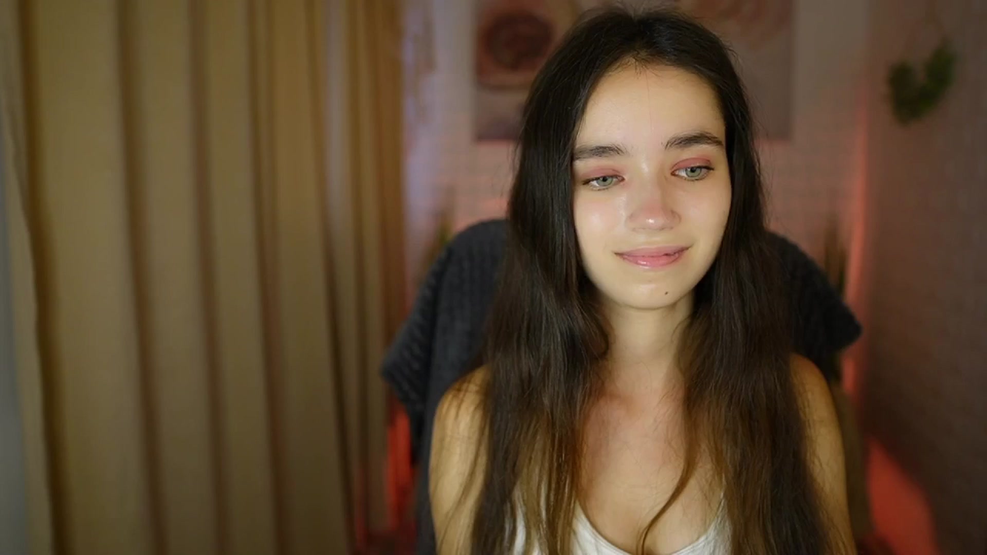 Gallery image thumbnail from Gia_Paige18's myfreecams stream on, 07/22/2024, 12:52 image 19 of 20