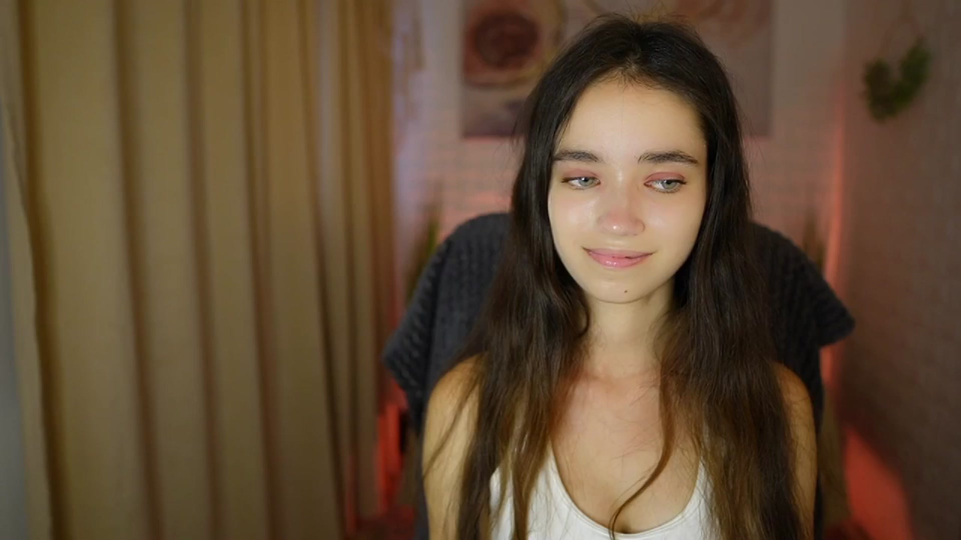 Gallery image thumbnail from Gia_Paige18's myfreecams stream on, 07/22/2024, 12:52 image 13 of 20