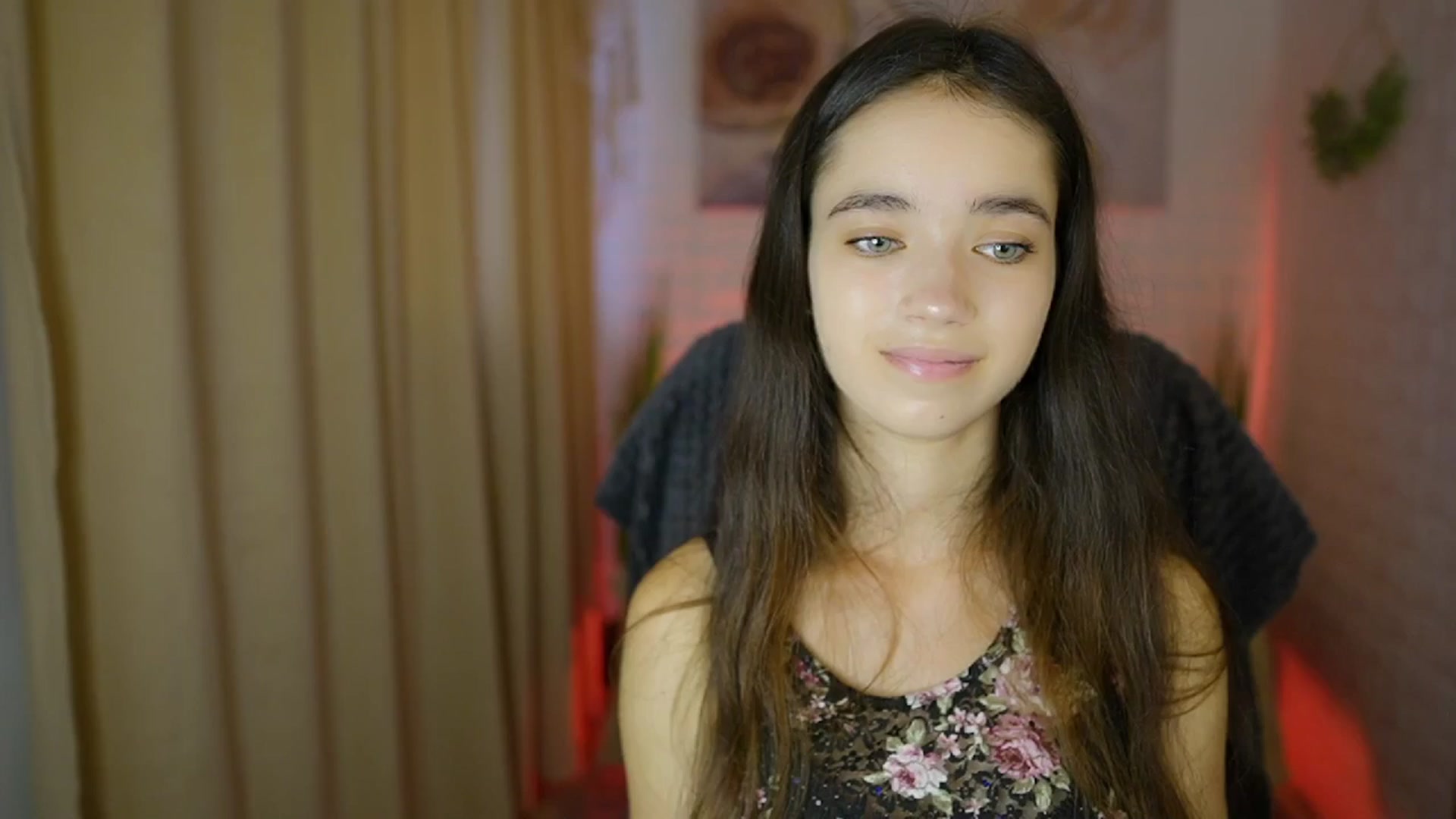 Gallery image thumbnail from Gia_Paige18's myfreecams stream on, 07/23/2024, 10:06 image 11 of 20