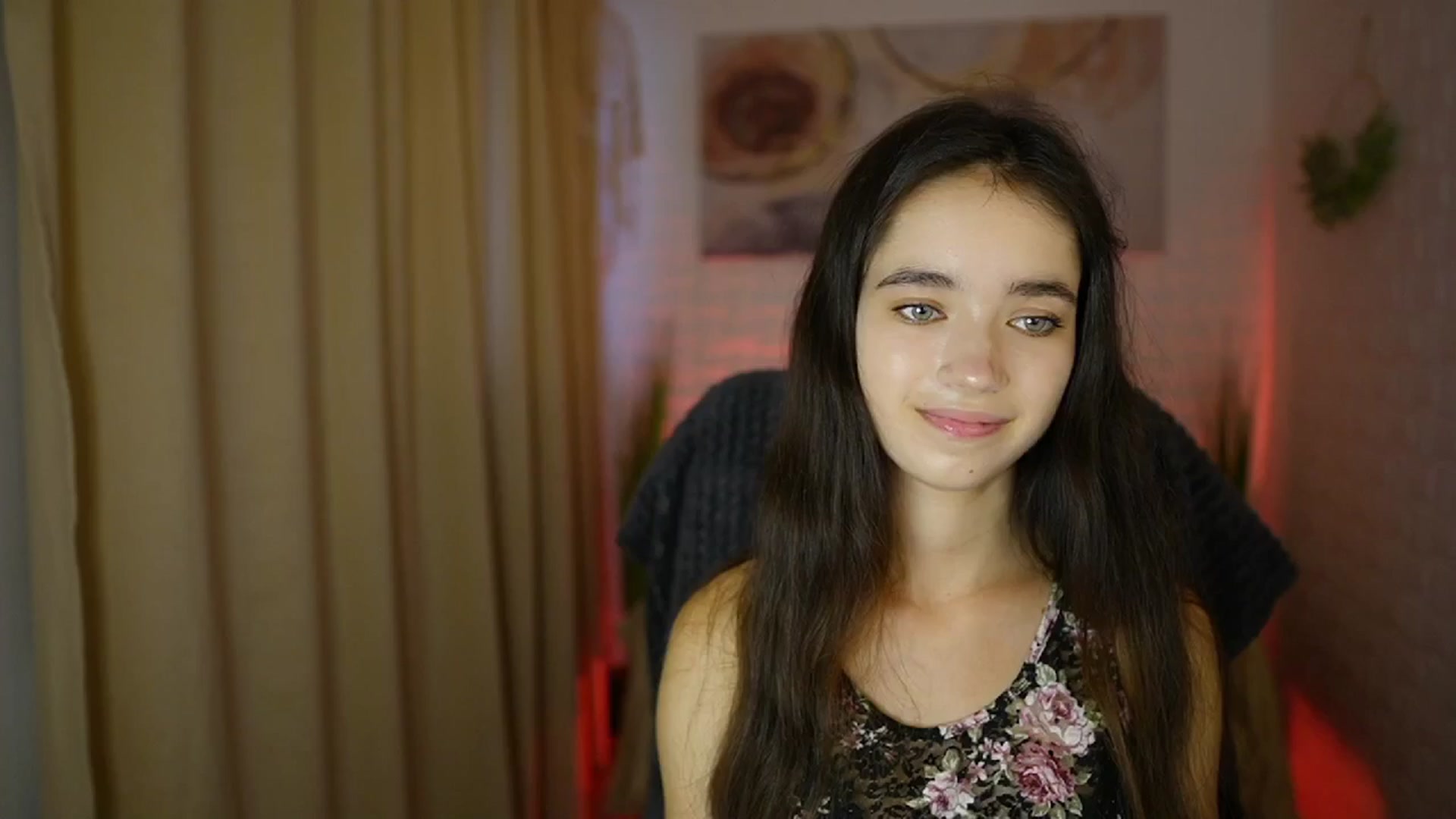Gallery image thumbnail from Gia_Paige18's myfreecams stream on, 07/23/2024, 13:05 image 2 of 20