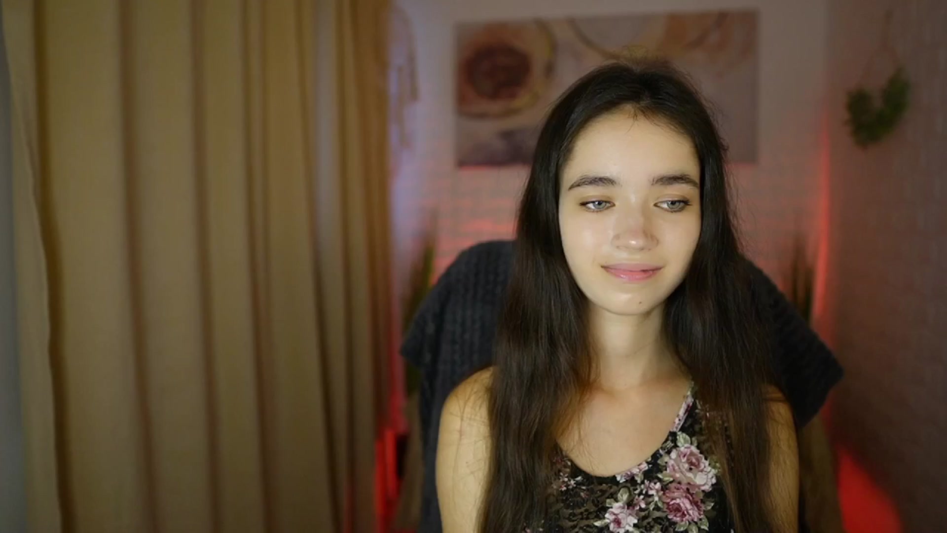Gallery image thumbnail from Gia_Paige18's myfreecams stream on, 07/23/2024, 13:05 image 3 of 20