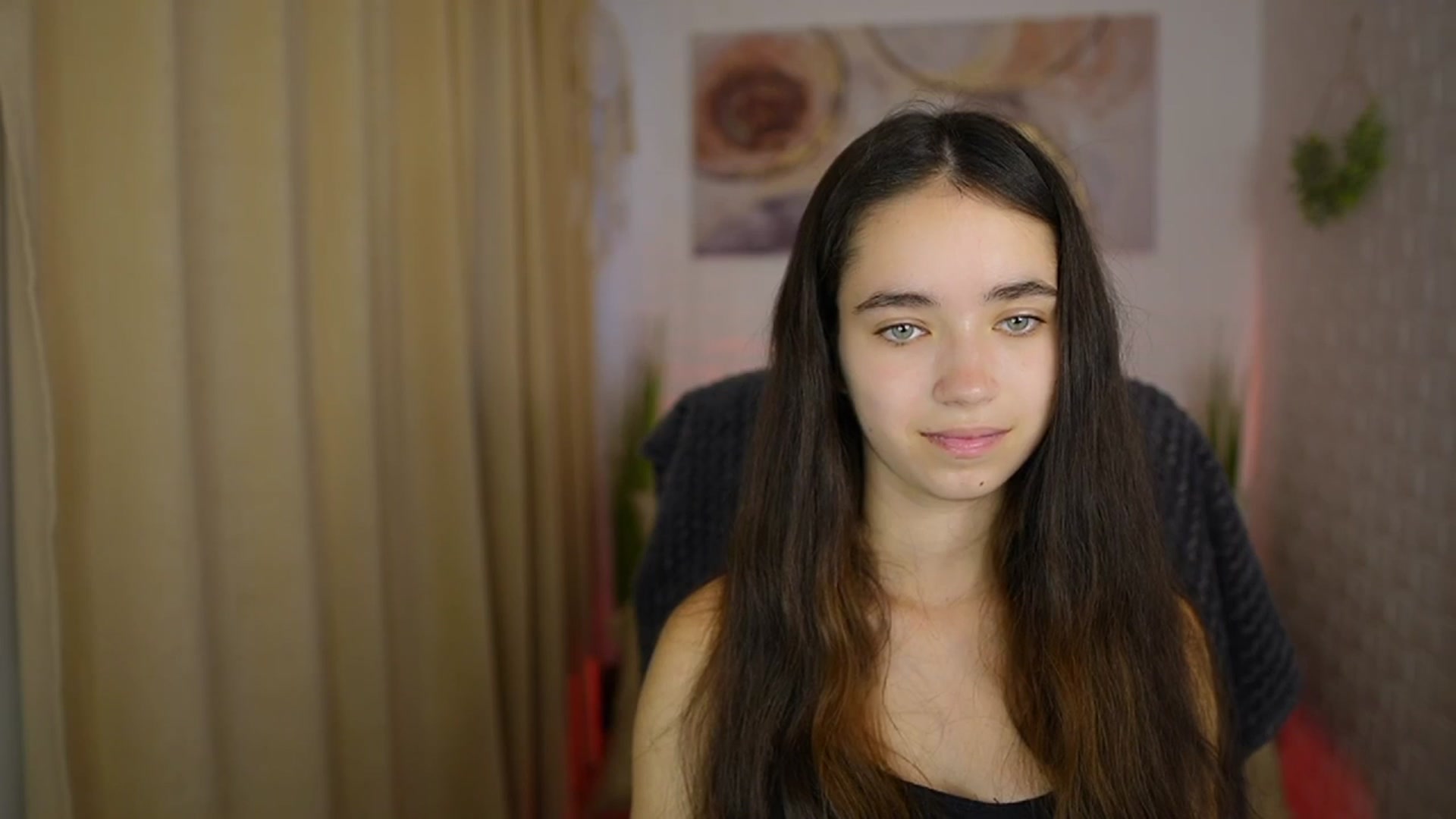 Gallery image thumbnail from Gia_Paige18's myfreecams stream on, 07/25/2024, 08:23 image 13 of 20
