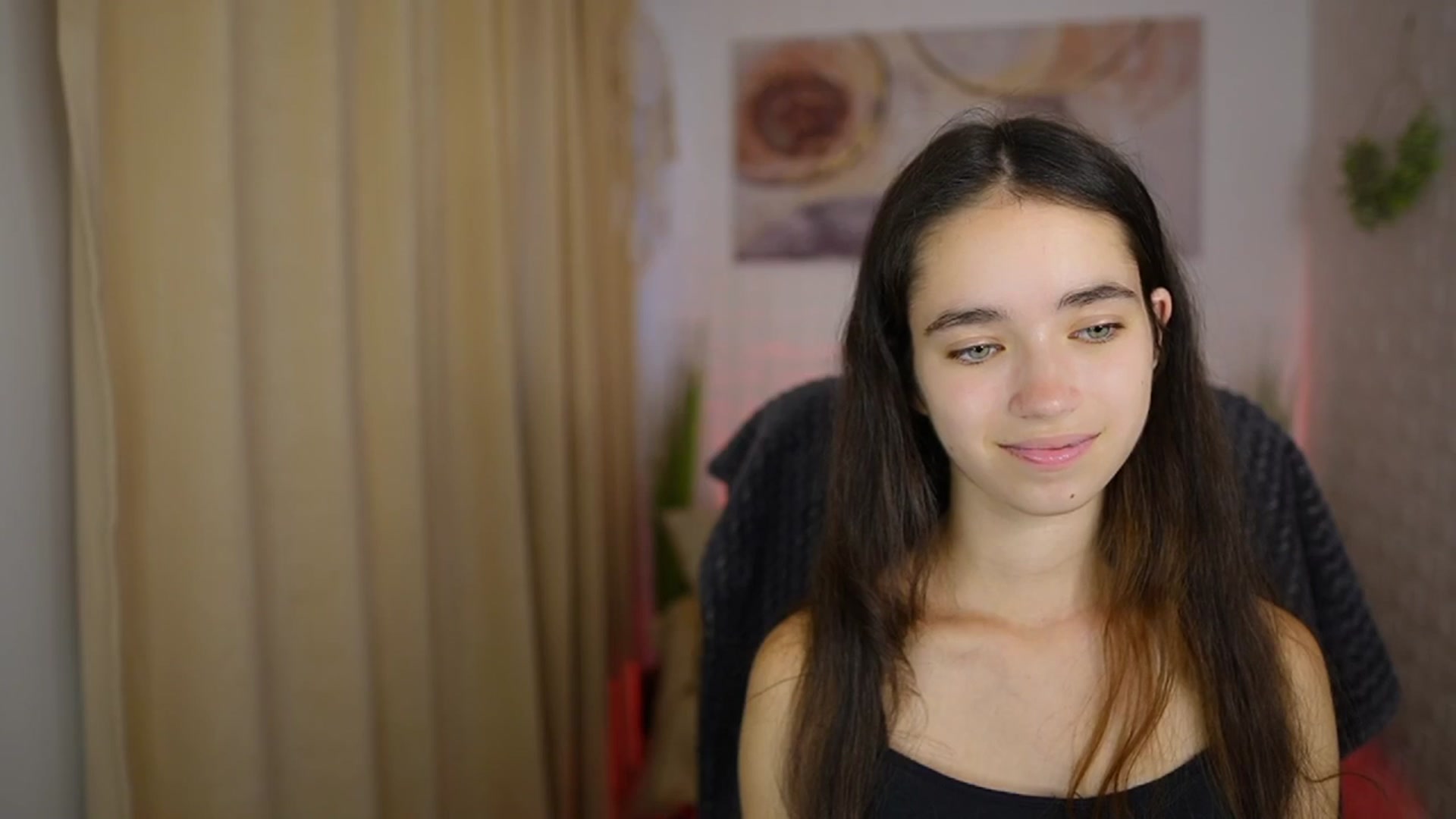 Gallery image thumbnail from Gia_Paige18's myfreecams stream on, 07/25/2024, 10:17 image 17 of 20