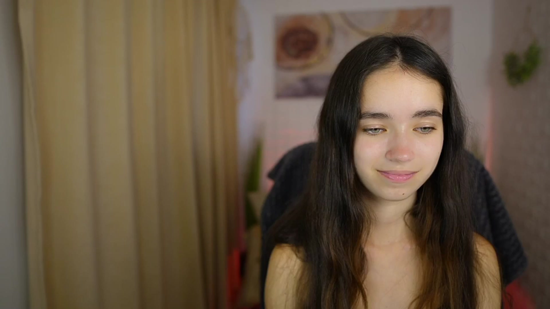 Gallery image thumbnail from Gia_Paige18's myfreecams stream on, 07/25/2024, 12:33 image 17 of 20