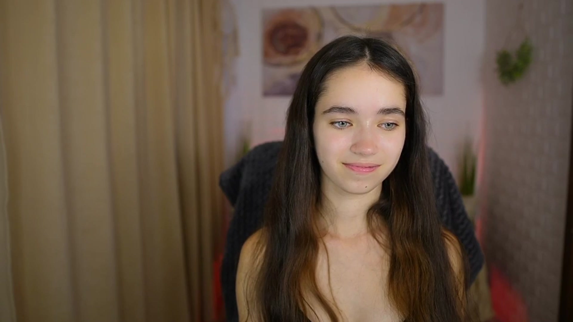 Gallery image thumbnail from Gia_Paige18's myfreecams stream on, 07/25/2024, 17:30 image 13 of 20