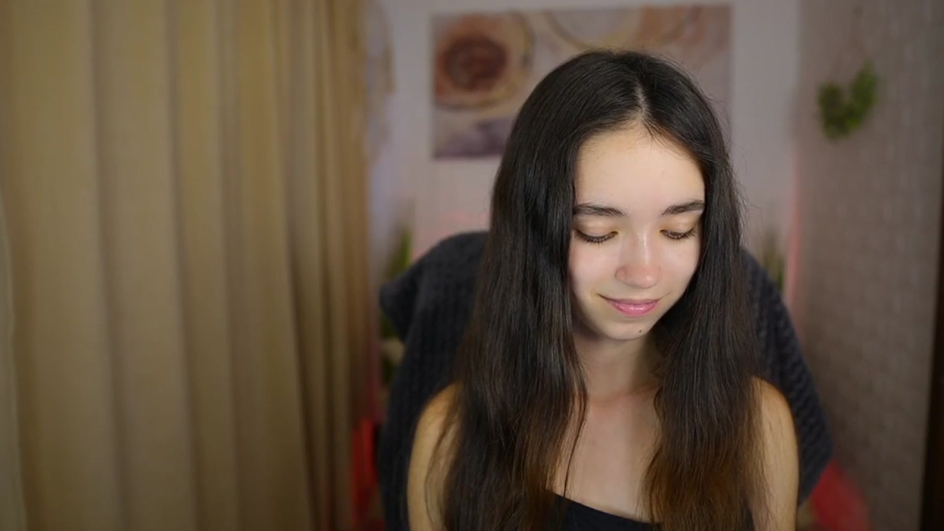 Gallery image thumbnail from Gia_Paige18's myfreecams stream on, 07/25/2024, 17:30 image 7 of 20
