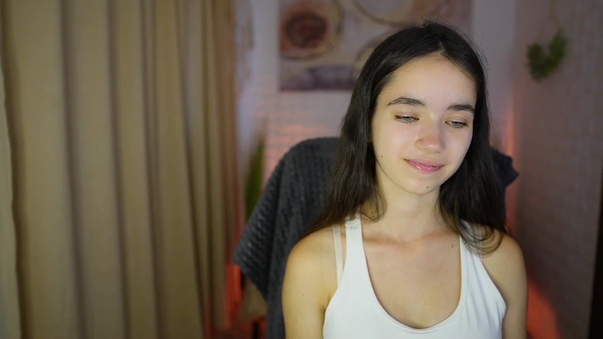 Gallery image thumbnail from Gia_Paige18's myfreecams stream on, 07/31/2024, 12:32 image 19 of 20