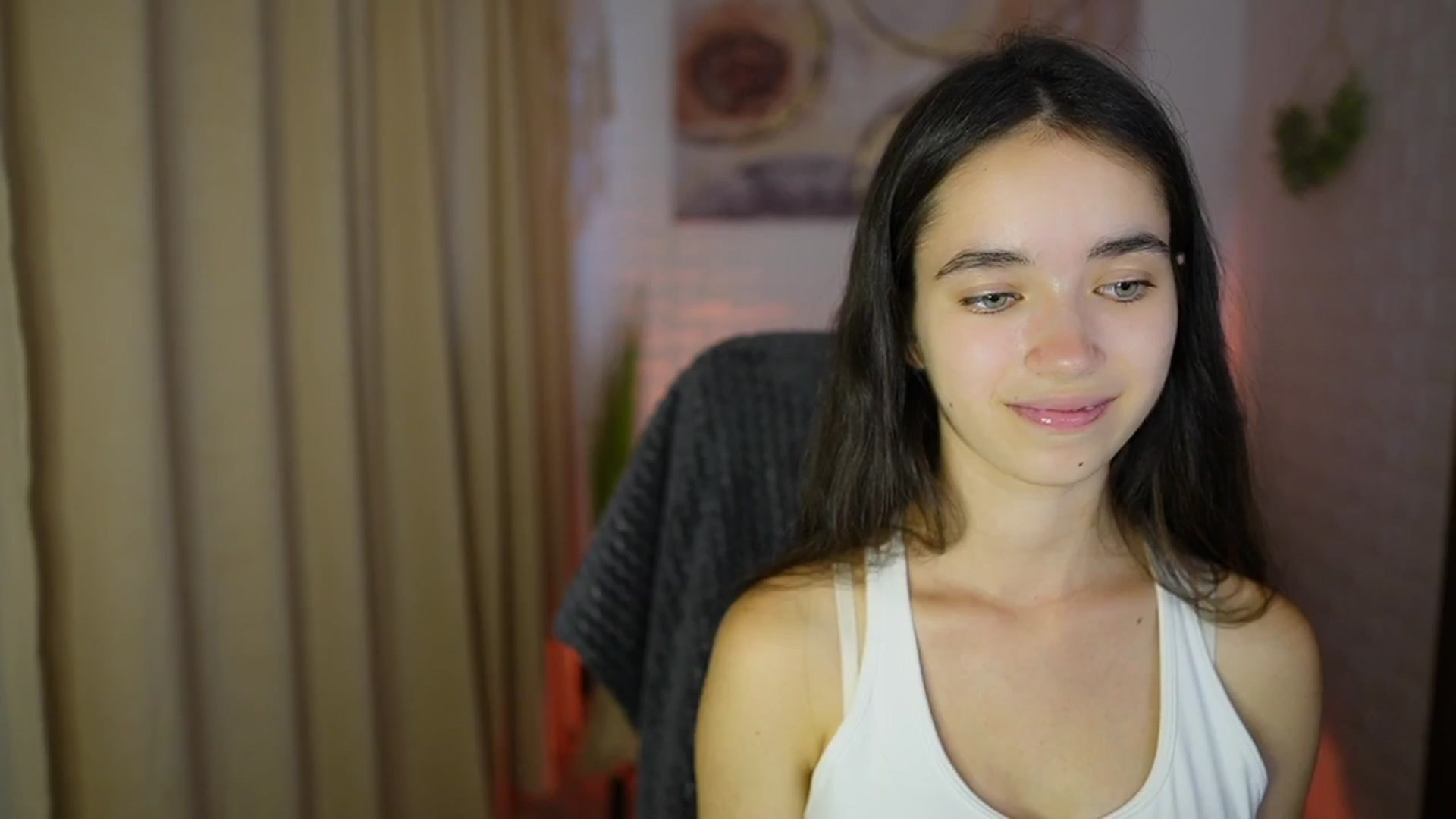 Gallery image thumbnail from Gia_Paige18's myfreecams stream on, 07/31/2024, 12:32 image 18 of 20