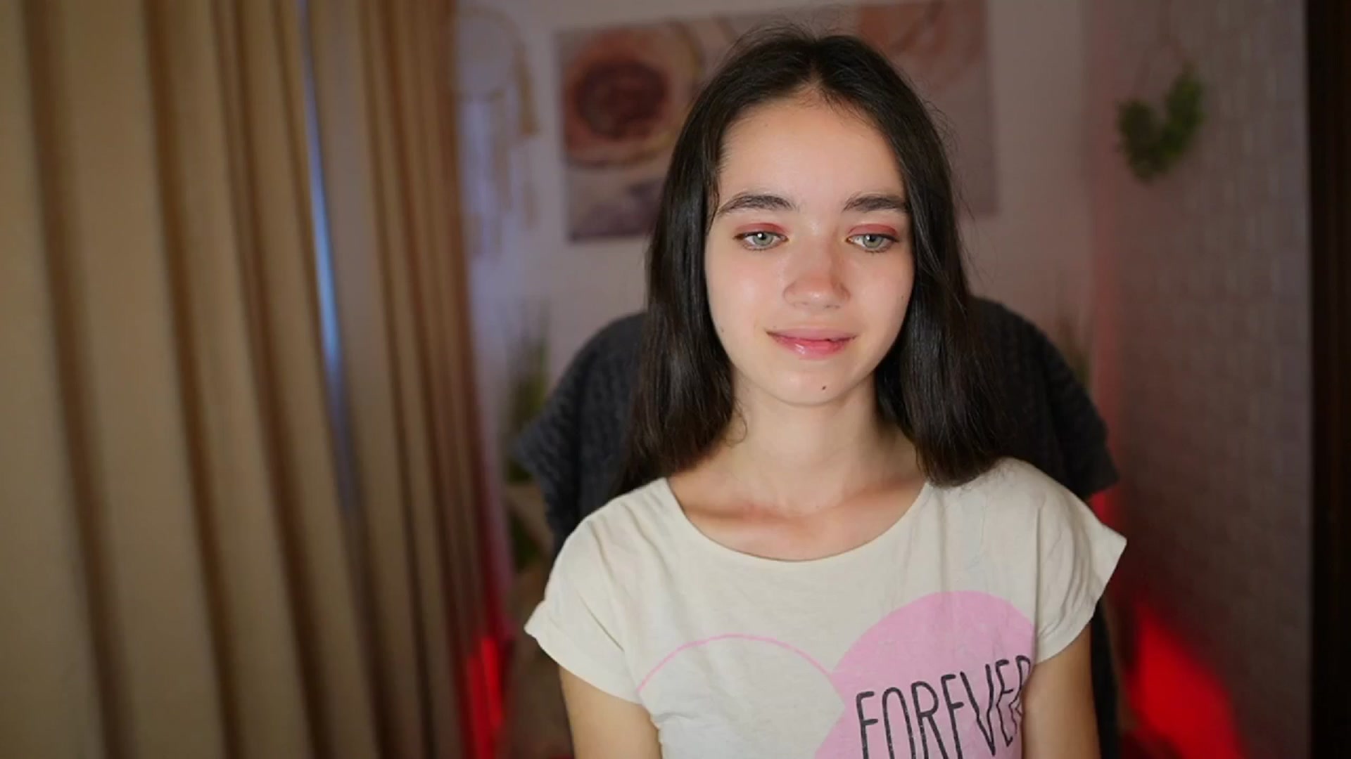 Gallery image thumbnail from Gia_Paige18's myfreecams stream on, 08/03/2024, 12:01 image 1 of 20