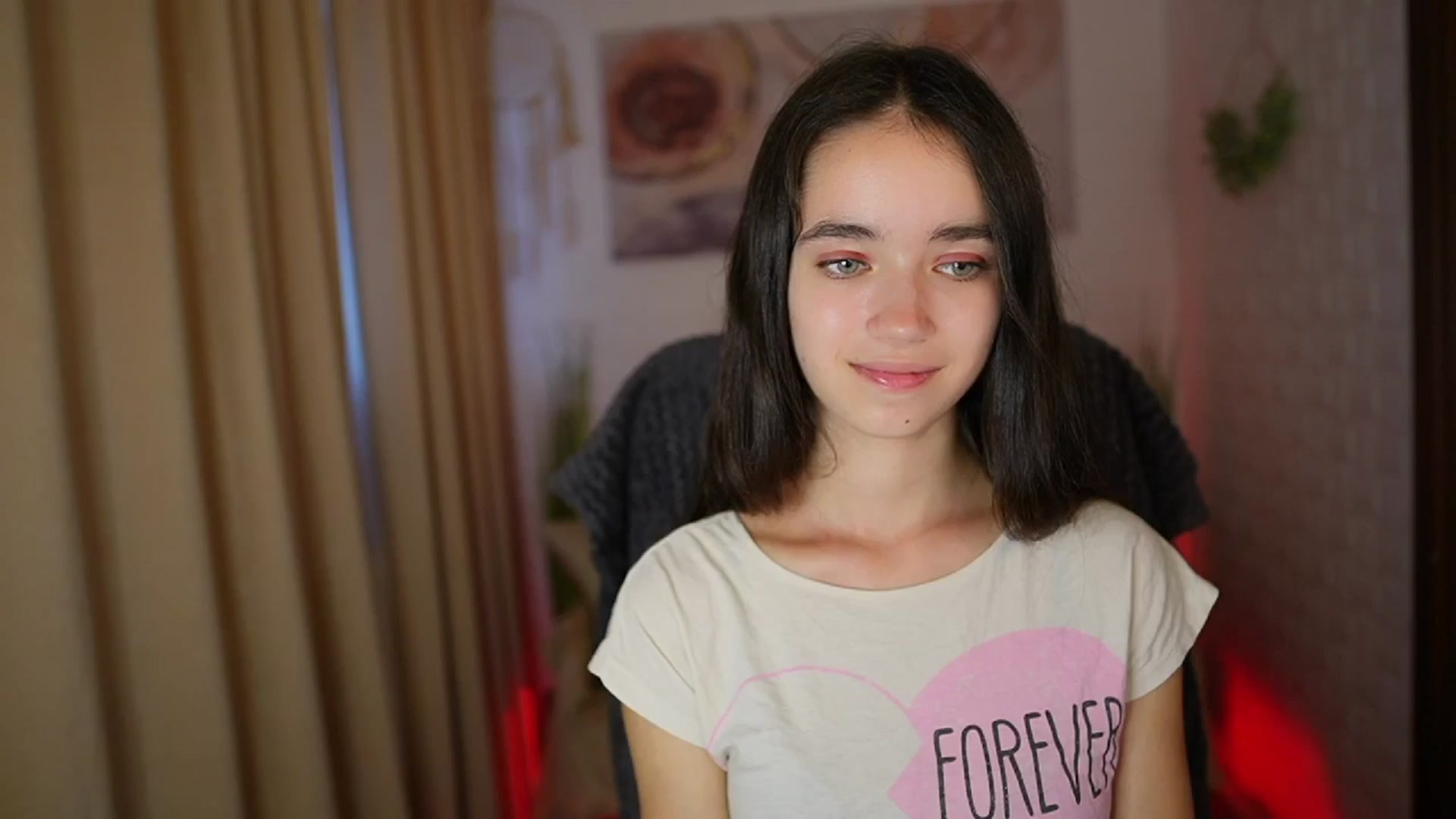 Gallery image thumbnail from Gia_Paige18's myfreecams stream on, 08/03/2024, 12:01 image 3 of 20