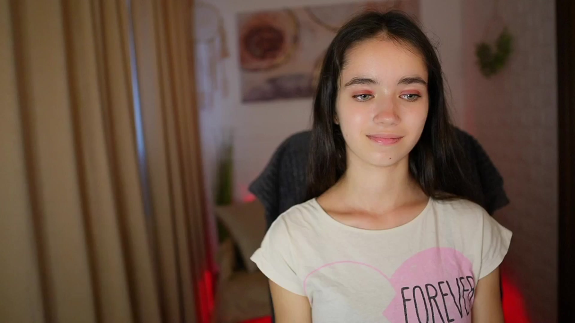 Gallery image thumbnail from Gia_Paige18's myfreecams stream on, 08/03/2024, 13:02 image 4 of 20